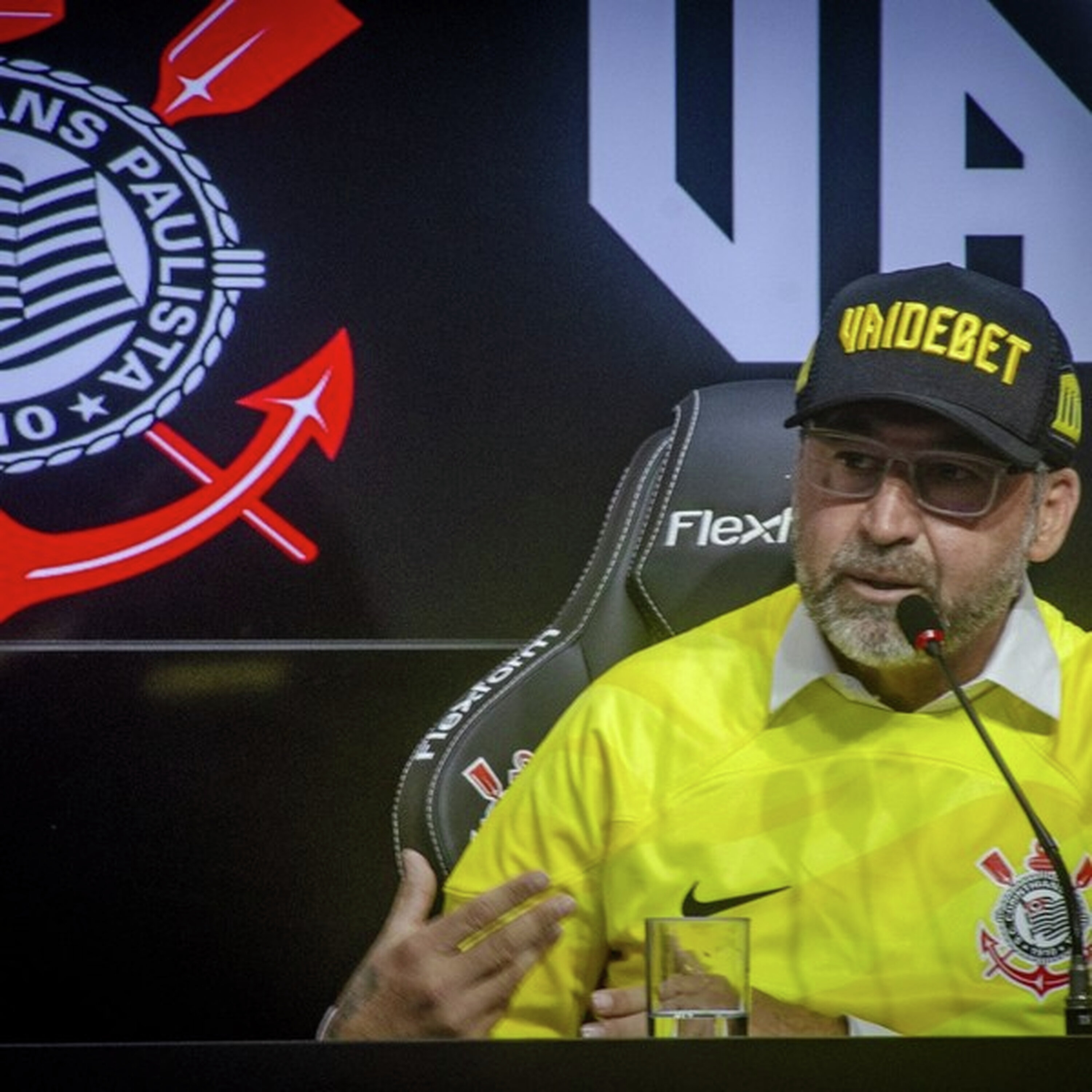 Dinheiro em Jogo #219 — O intermediário que pode levar Augusto Melo ao impeachment no Corinthians