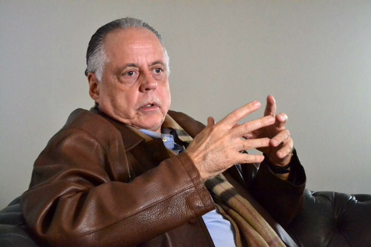 Dinheiro em Jogo #98 – Fernando Carvalho fala sobre passado, presente e futuro do Internacional episode artwork