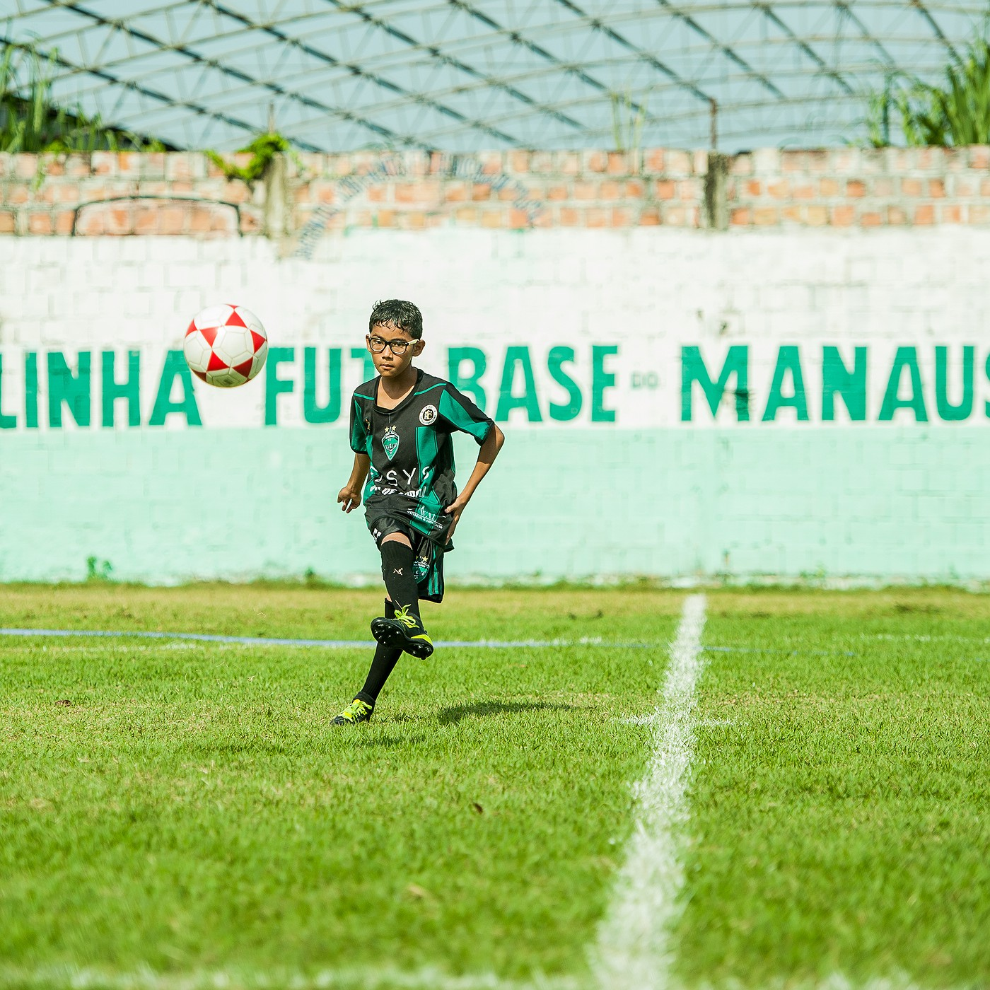 Dinheiro em Jogo #18 - Categorias de base e a indústria de problemas sociais do futebol episode artwork