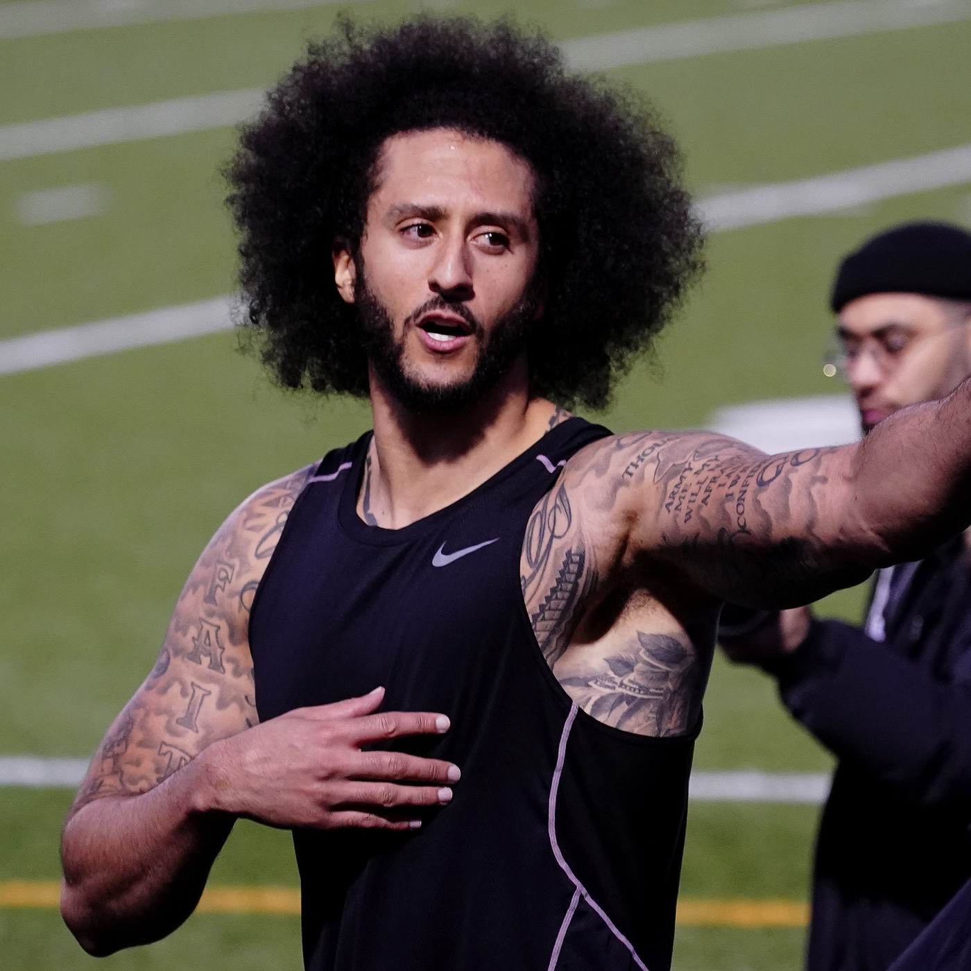Primeira Descida #14 - A polêmica “volta” de Colin Kaepernick e a briga pelo topo da NFL: Patriots, Ravens ou 49ers? episode artwork