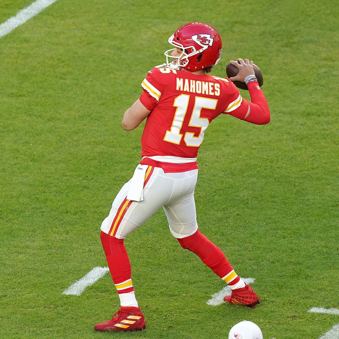 Primeira Descida #40 - Os impactos da Covid-19 na NFL e a prévia da AFC West para a temporada episode artwork