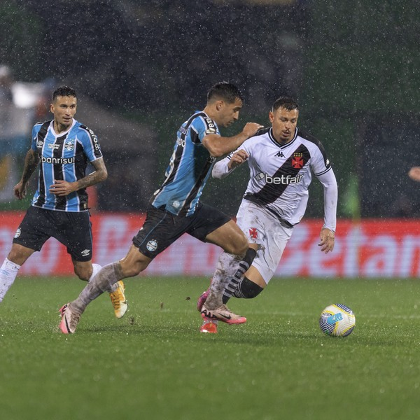 GE Vasco #336 - Derrota debaixo de muita chuva com Coutinho titular e volta de Payet