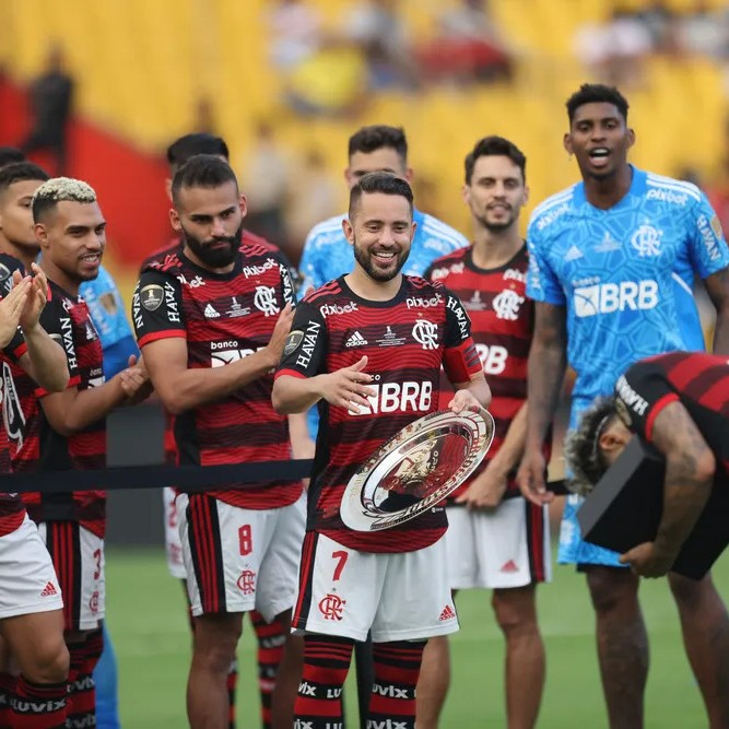 Resumão GE #498 - Flamengo tricampeão chega ao Brasil, Palmeiras focado no Fortaleza e Anderson Silva derrotado episode artwork