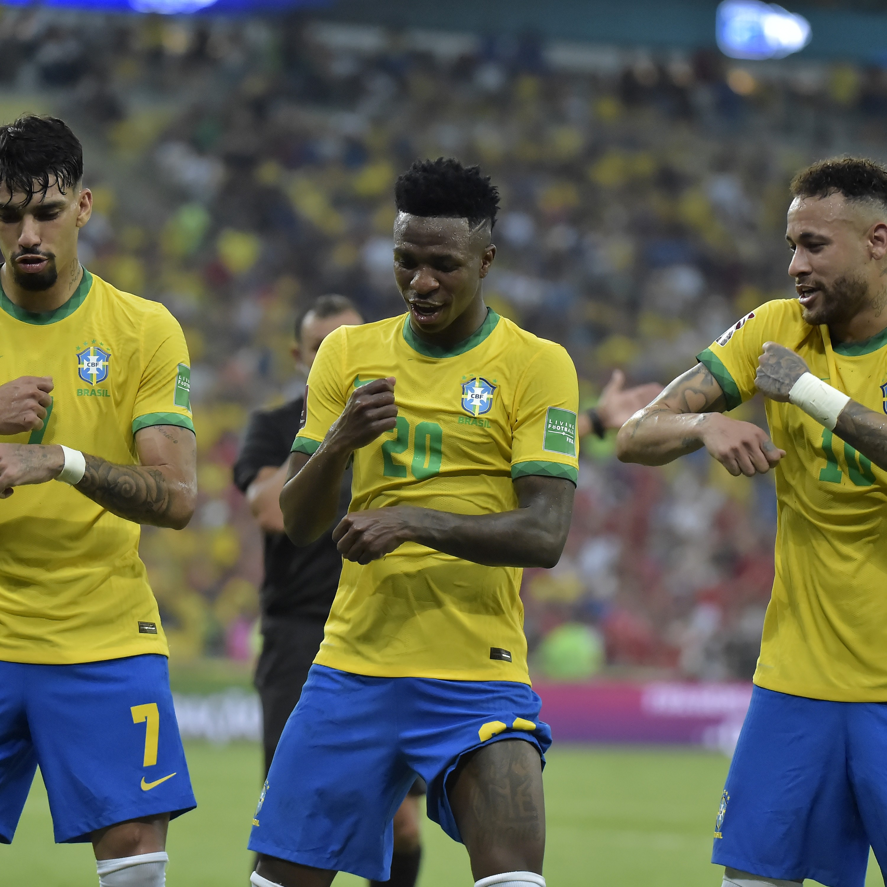 A Mesa #153 - Brasil goleia Chile com Maracanã lotado: "A Seleção está mais divertida. Fez aquilo que o torcedor queria ver"