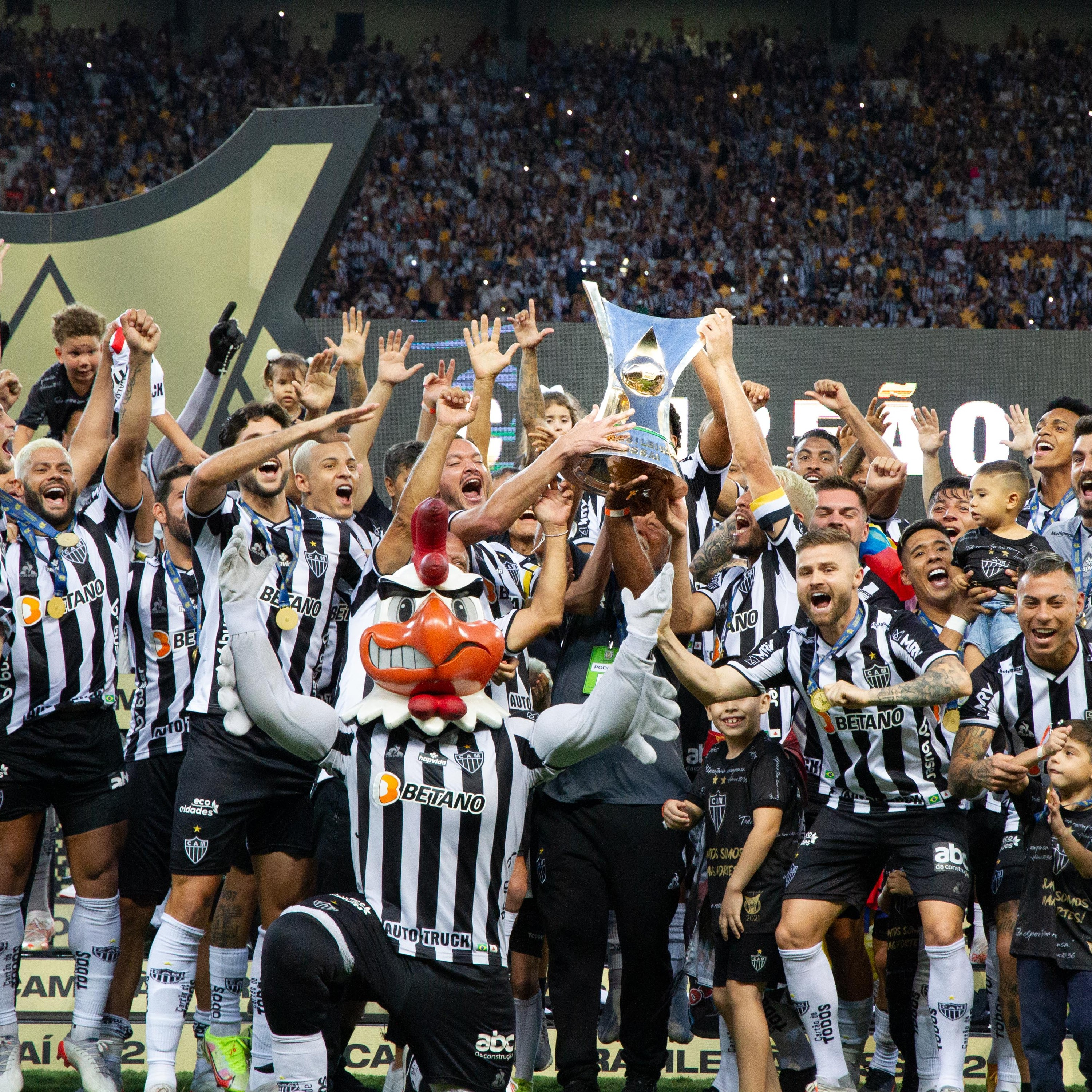 A Mesa #128 - A festa do Atlético-MG, o drama do Grêmio e a classificação do Corinthians para a fase de grupos da Libertadores