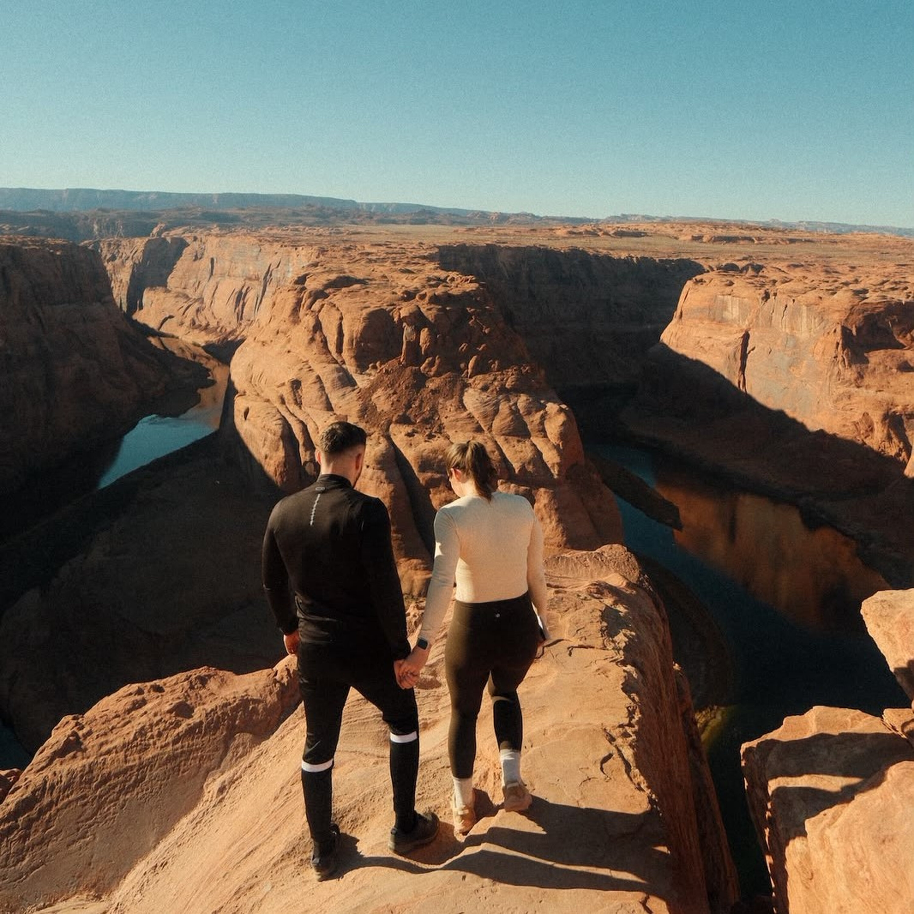 S14E15: ARIZONA – Stále pred fénom