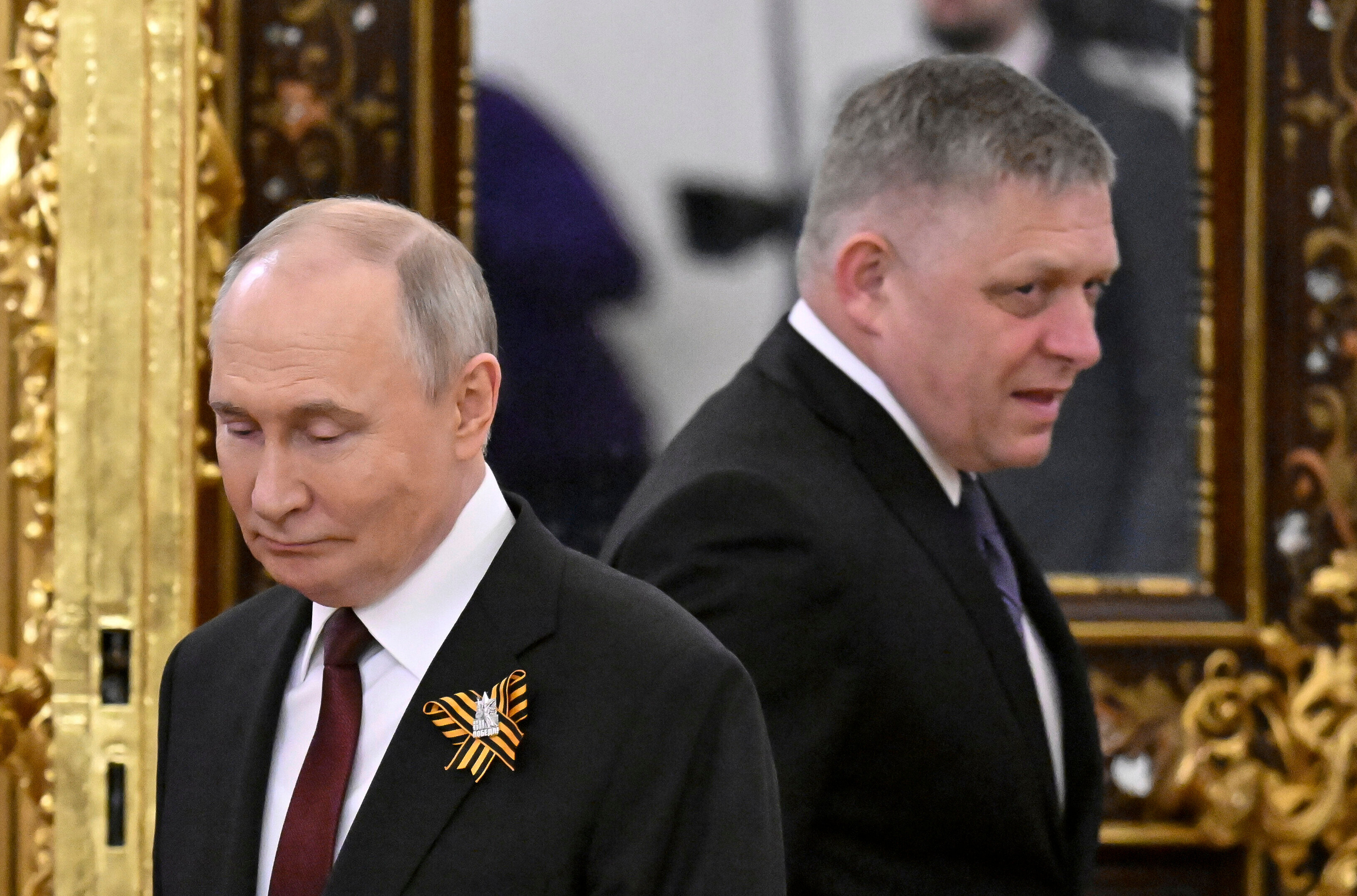 Výber Beaty Balogovej: Keď kľuky, Putin ani Kéry nezaberajú a Smer klesá