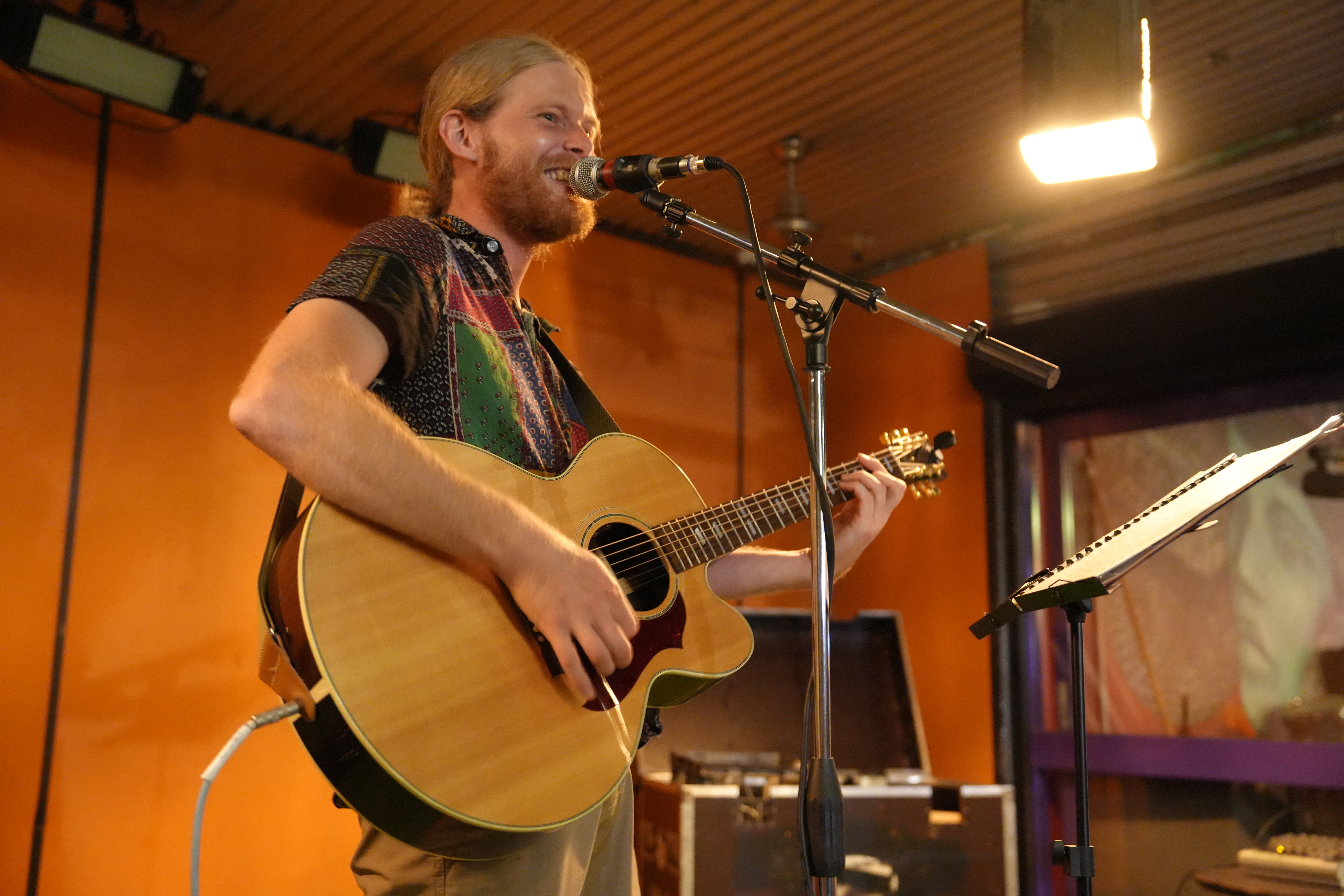Peter Martin Interview (A Little Bit Country)