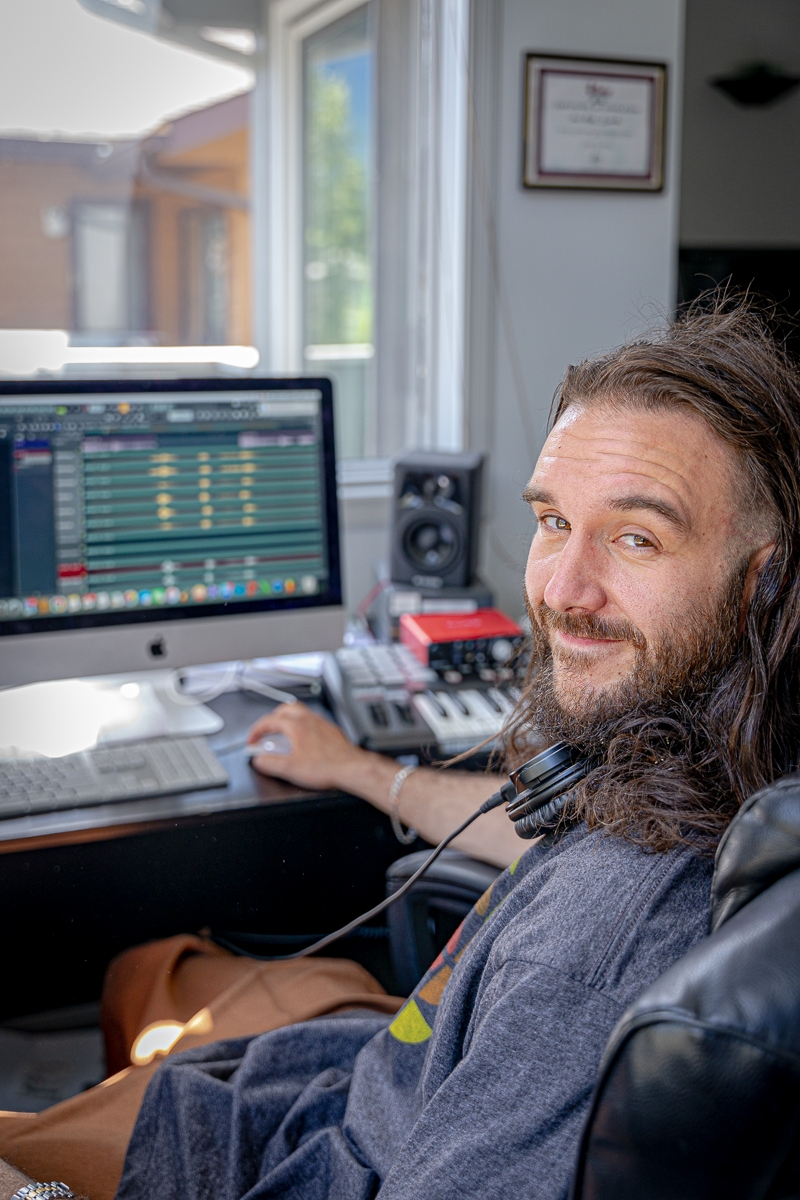 Entrevue - Jean-Michel Lamothe nouvelle chanson sur le Pontiac