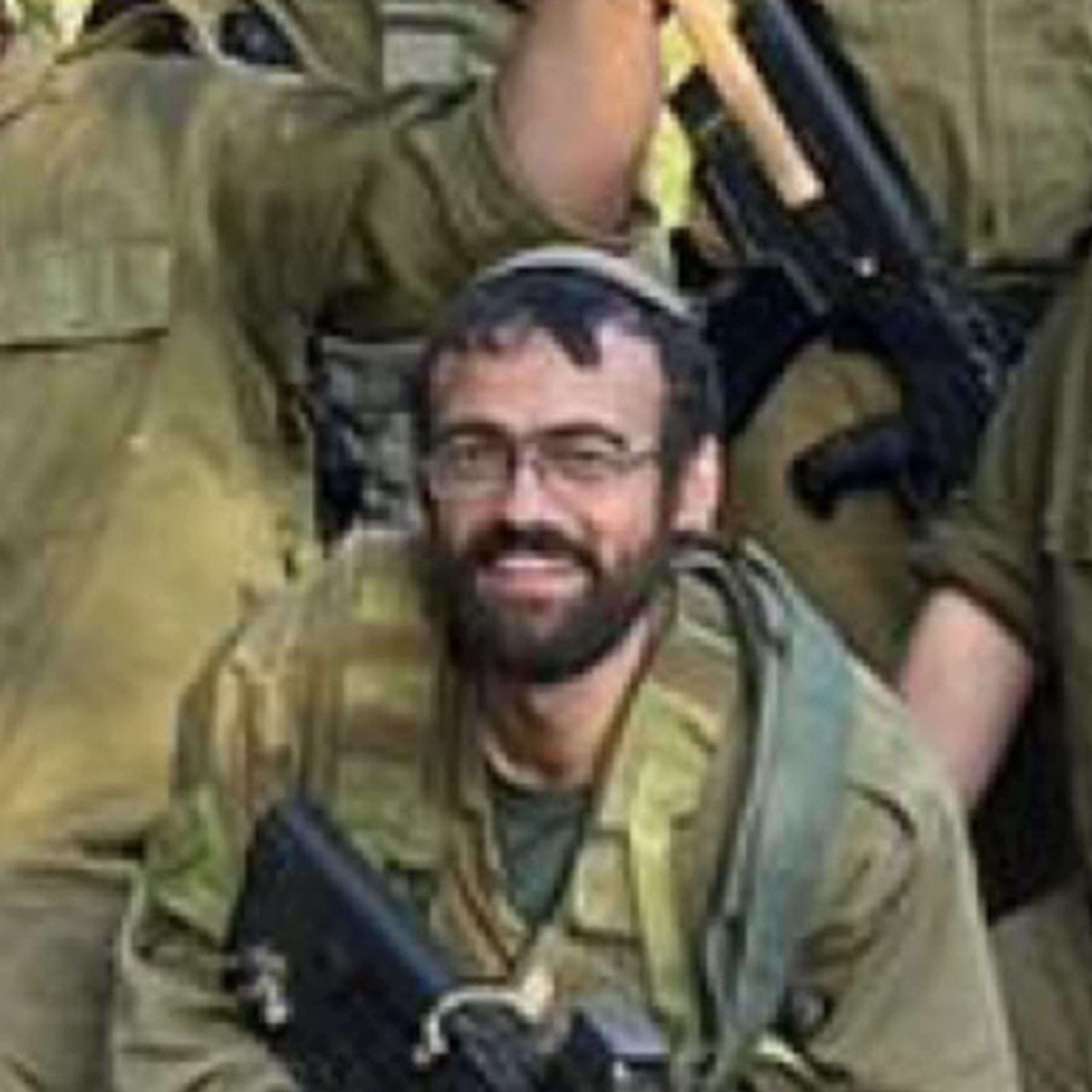 "הרסיסים נשארו במוח עד היום" "הרסיסים נשארו במוח עד היום"