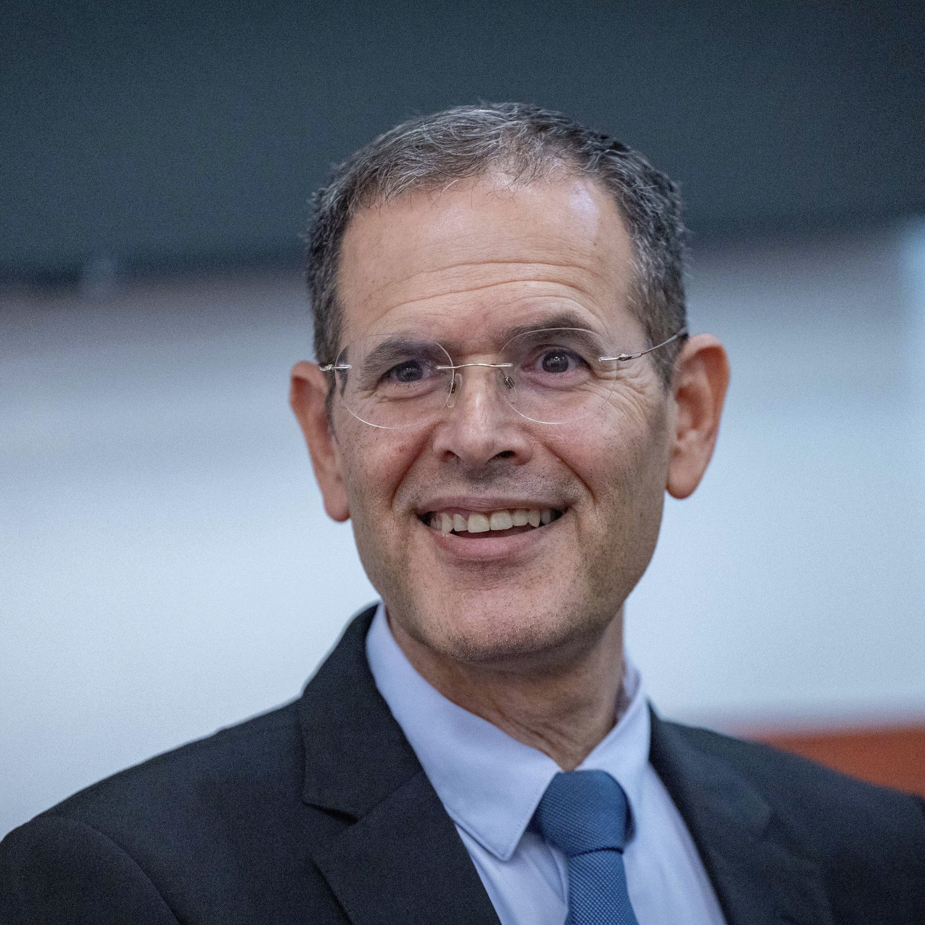 "חשוב לנו שמי שימונה הוא רק שר המשפטים" "חשוב לנו שמי שימונה הוא רק שר המשפטים"