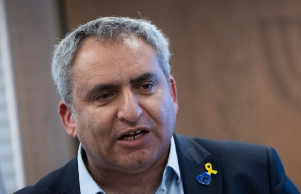 "ברור שברמה מסוימת אנחנו ברווז צולע"