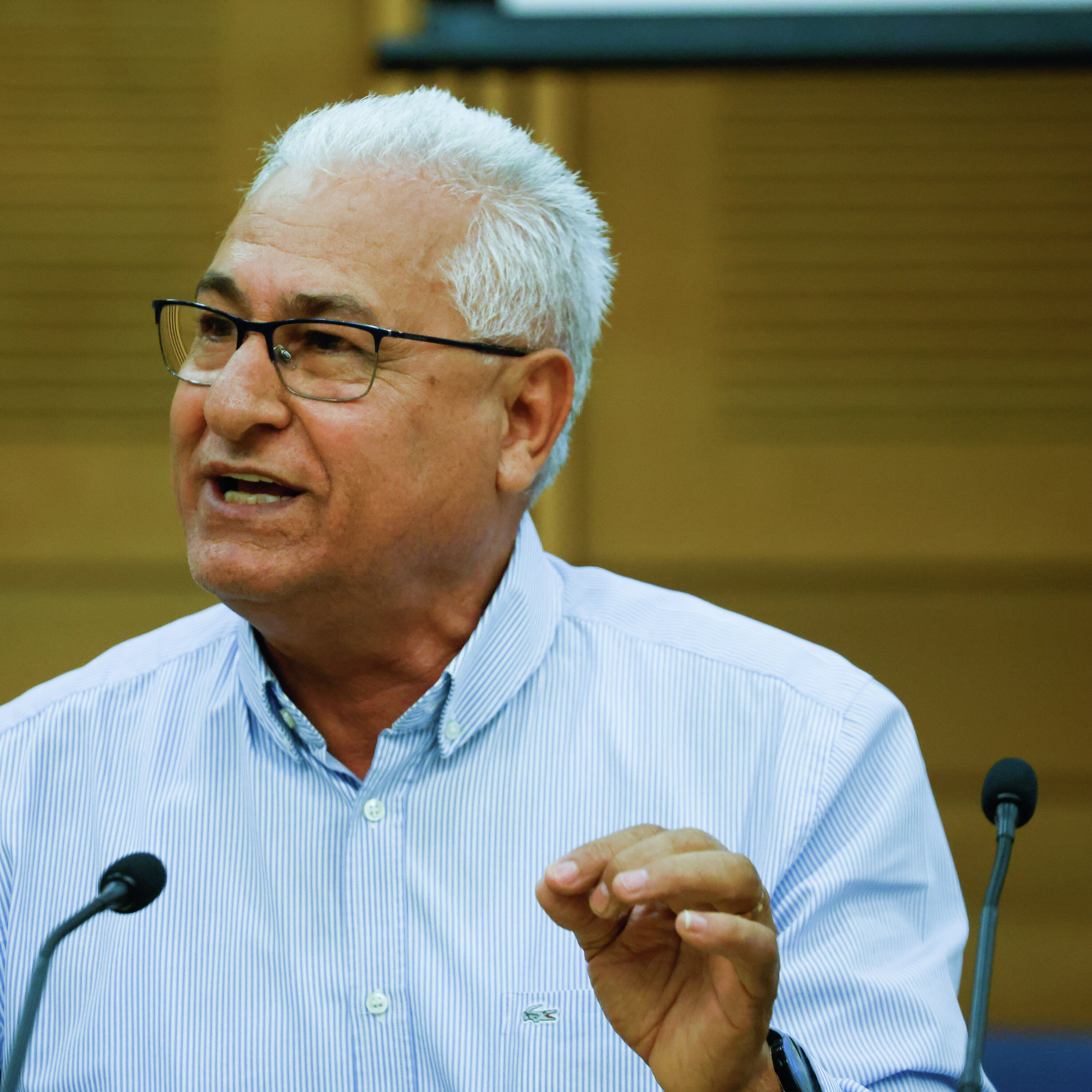 "אזרחים לוקחים את החוק לידיים - אין משילות" "אזרחים לוקחים את החוק לידיים - אין משילות"