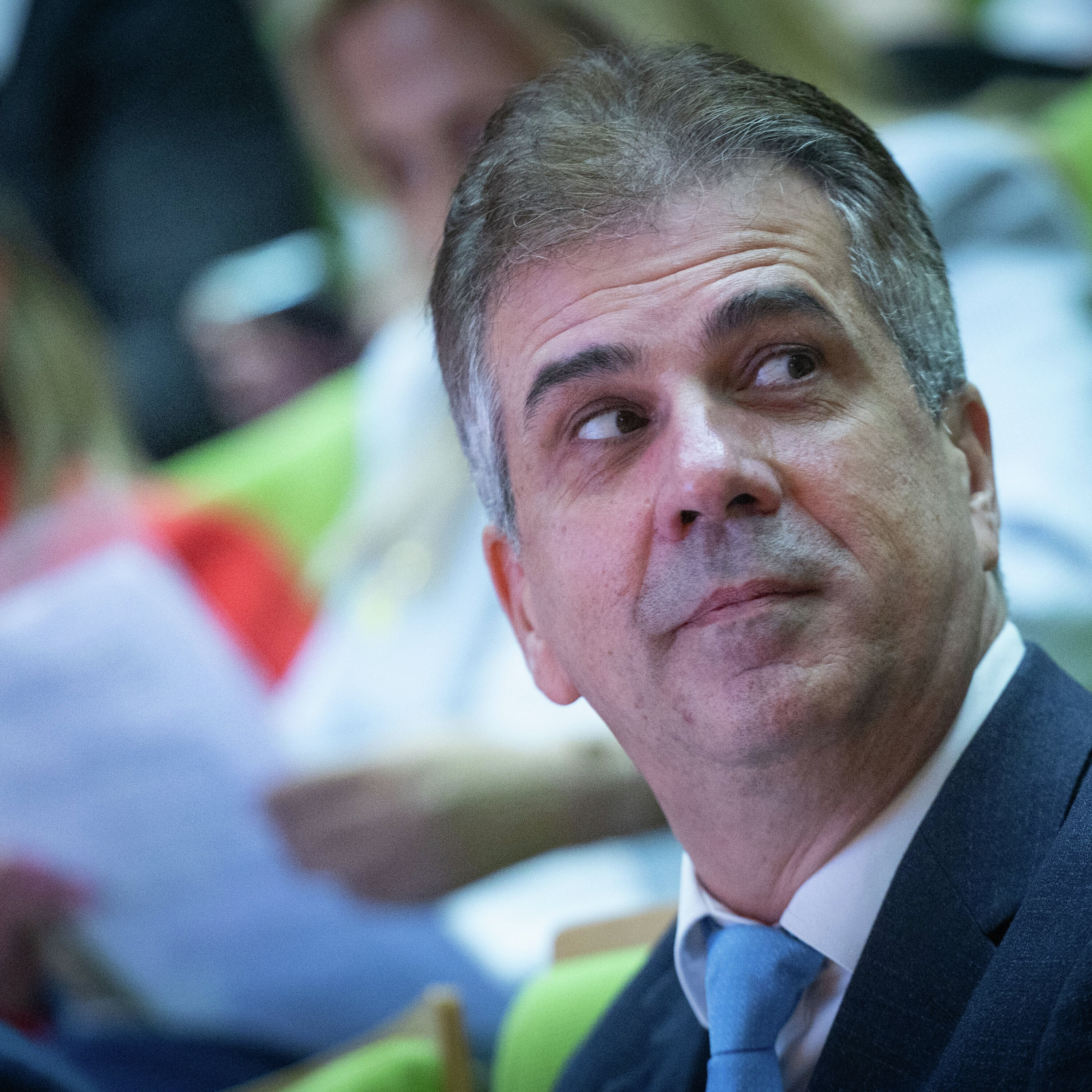 "המחבלים הנצורים צריכים להיות מחוסלים או להיכנע" "המחבלים הנצורים צריכים להיות מחוסלים או להיכנע"