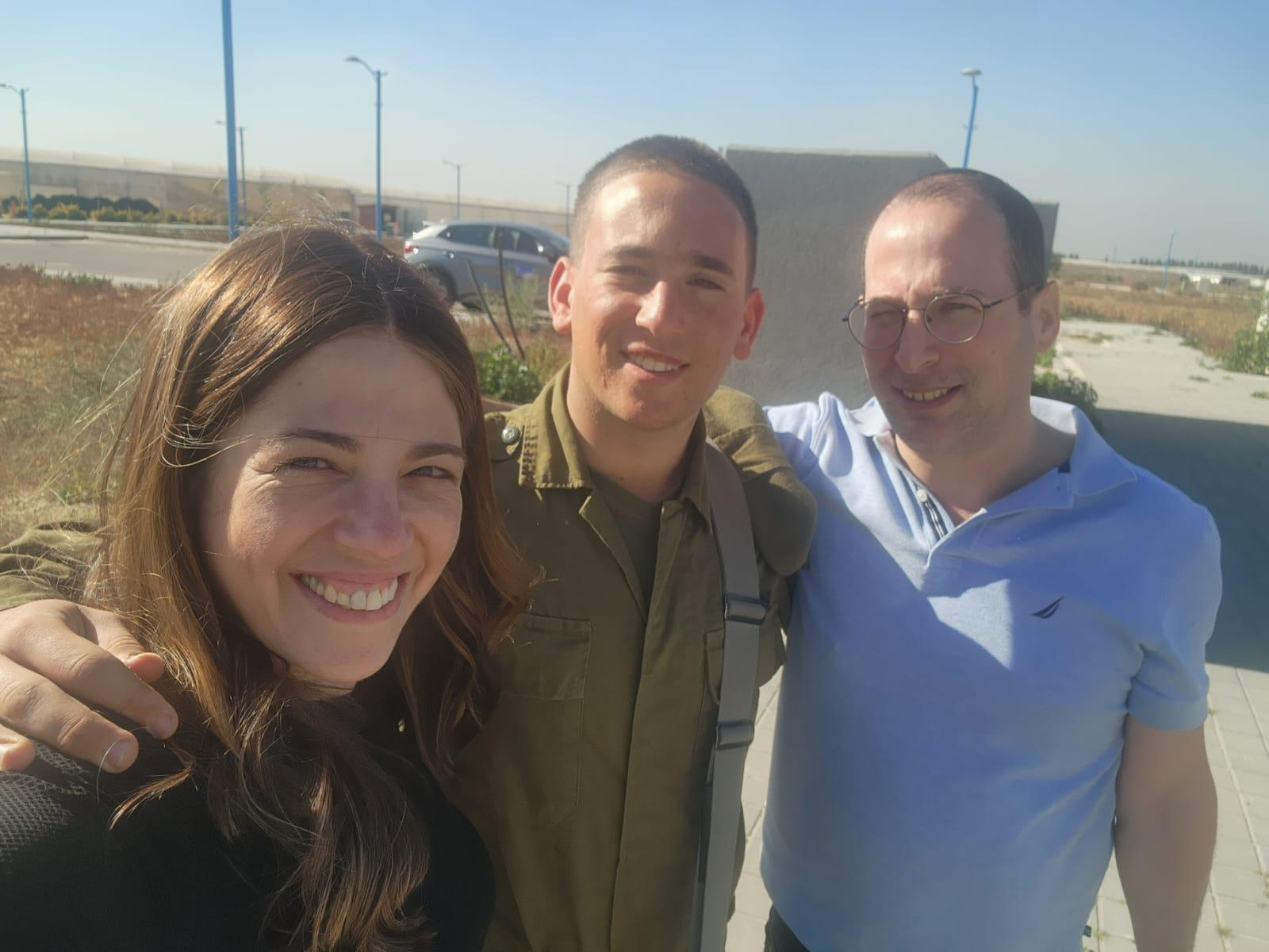 חיבור בעם: המשפחה החרדית שהתגייסה במלחמה