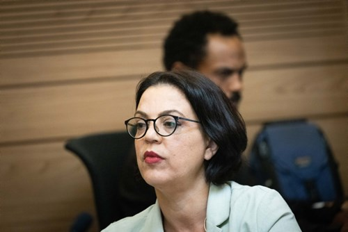 "חסרת אחריות": דיסטל אטבריאן קראה לשלול את רישיונות הרופאים ששבתו
