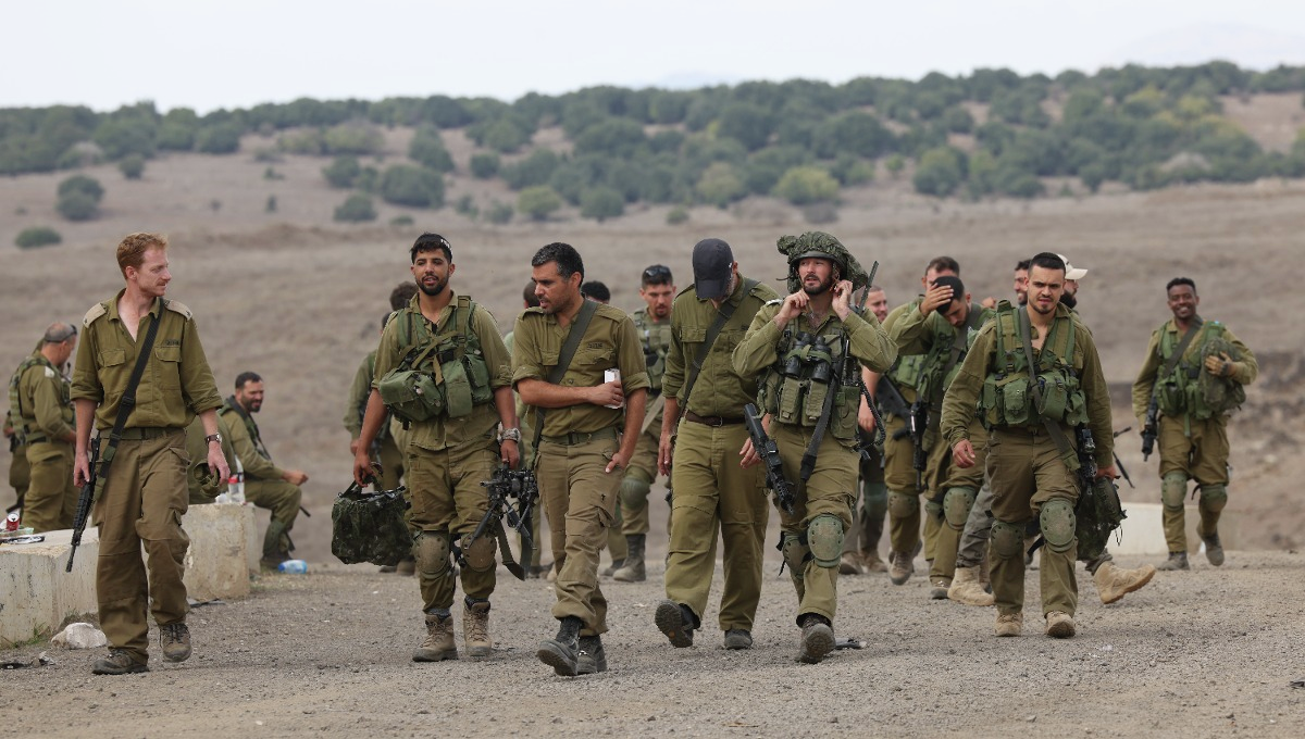 "אנחנו צריכים אנשים, המצב בלתי נסבל" episode artwork