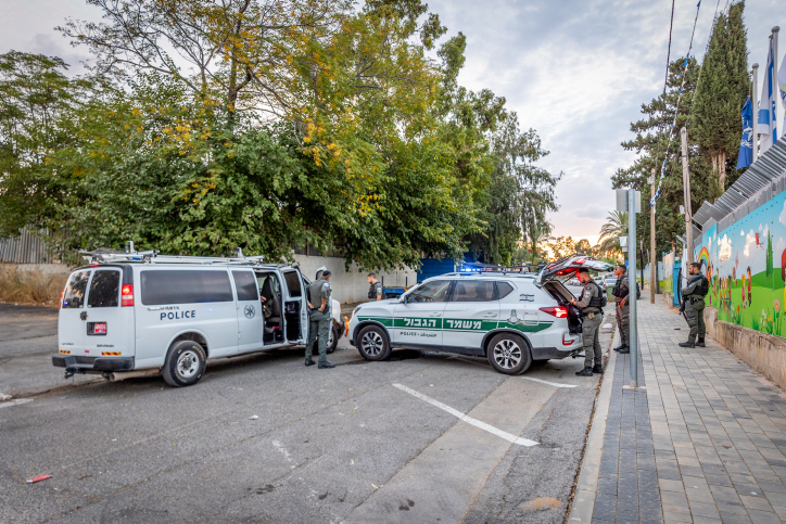 "הם מעלים את העוצמה": המשטרה פועלת בשכונת ג'ואריש ברמלה