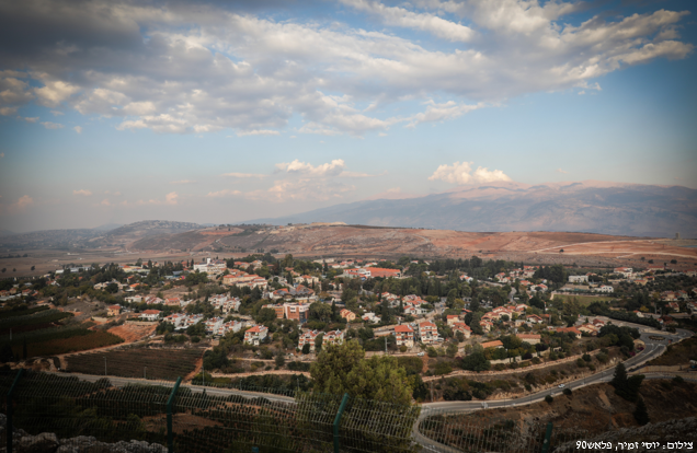 "בכל יום משפחות עוזבות, משהו נשבר אחרי שהתושבים הבינו שהרקטות והרחפנים לא פוסקים" episode artwork
