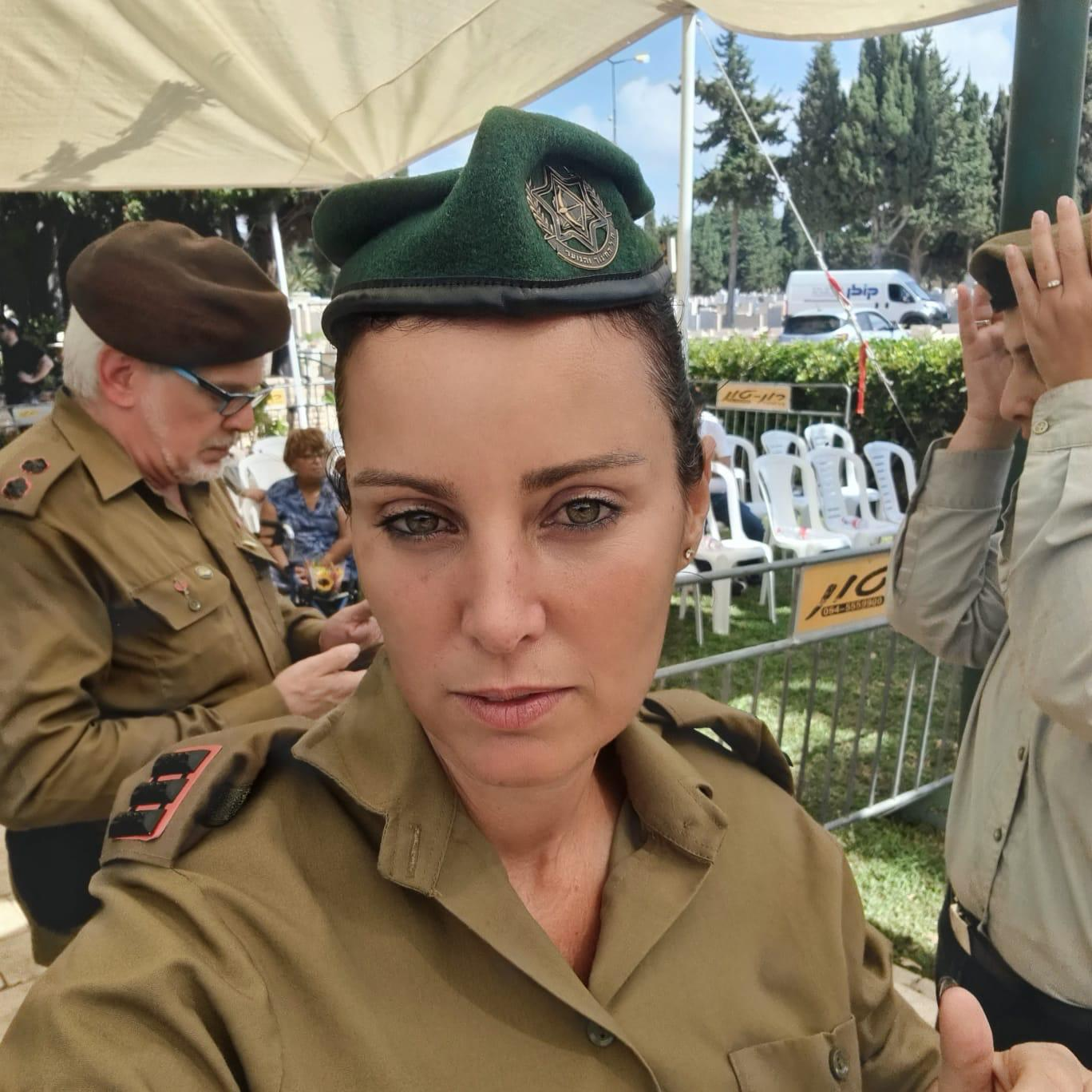 ריאיון עם קצינת הנפגעים שלקתה בלבה