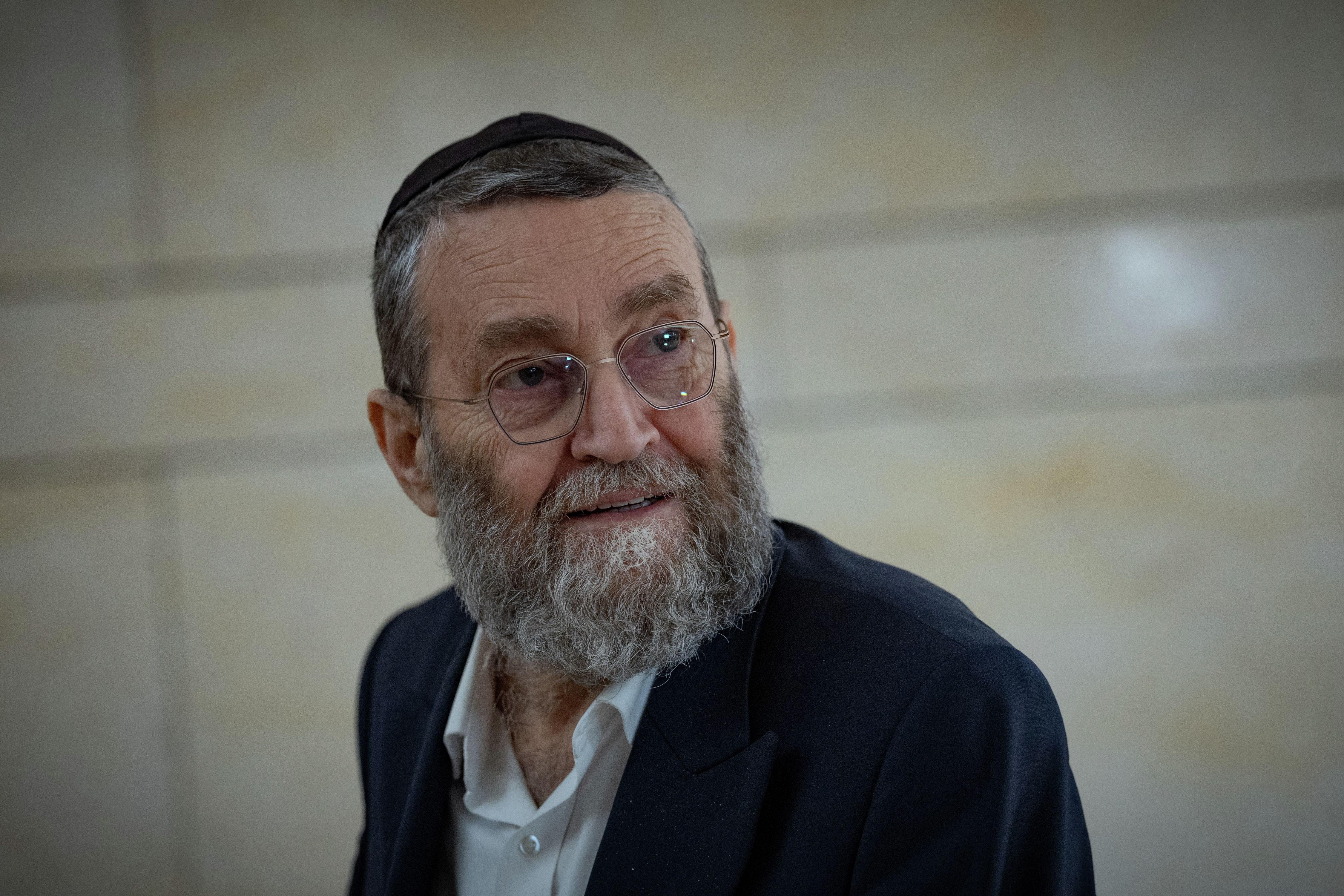 פרידה פוליטית ממשה גפני episode artwork