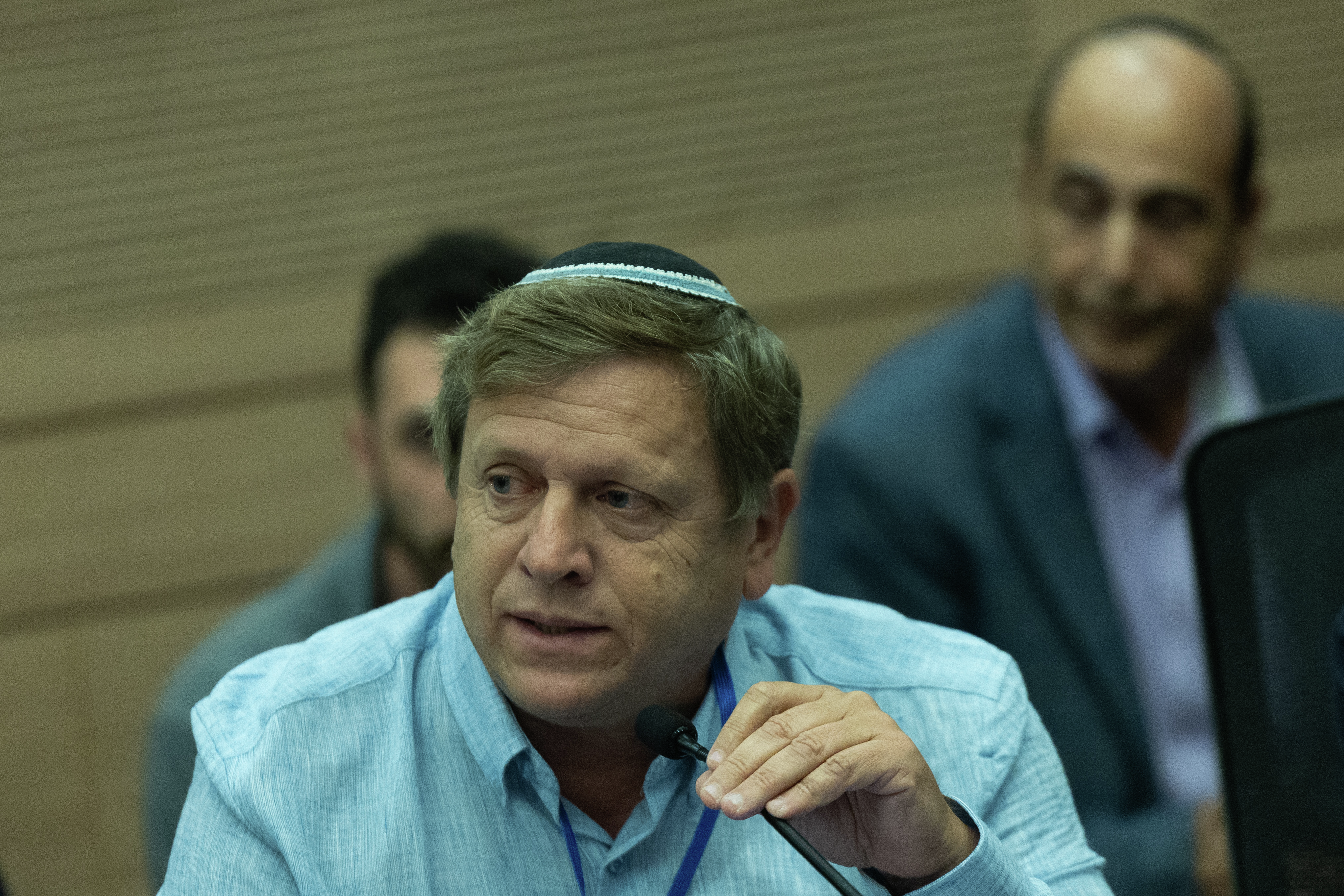 חוק הפטור מגיוס? "מבדילים בין דם לדם"