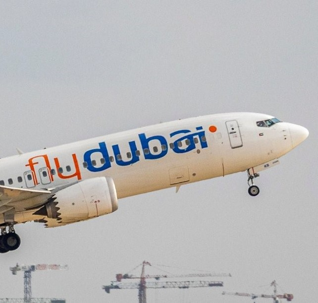 רופא שהיה בטיסת 'Flydubai' וטיפל בטייס שנדקר בריאיון לגלצ