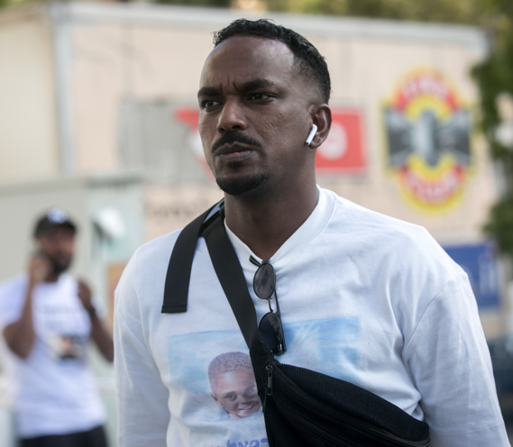 אביו של רפאל אדנה: "מדמיין את הפגיעה כל פעם"