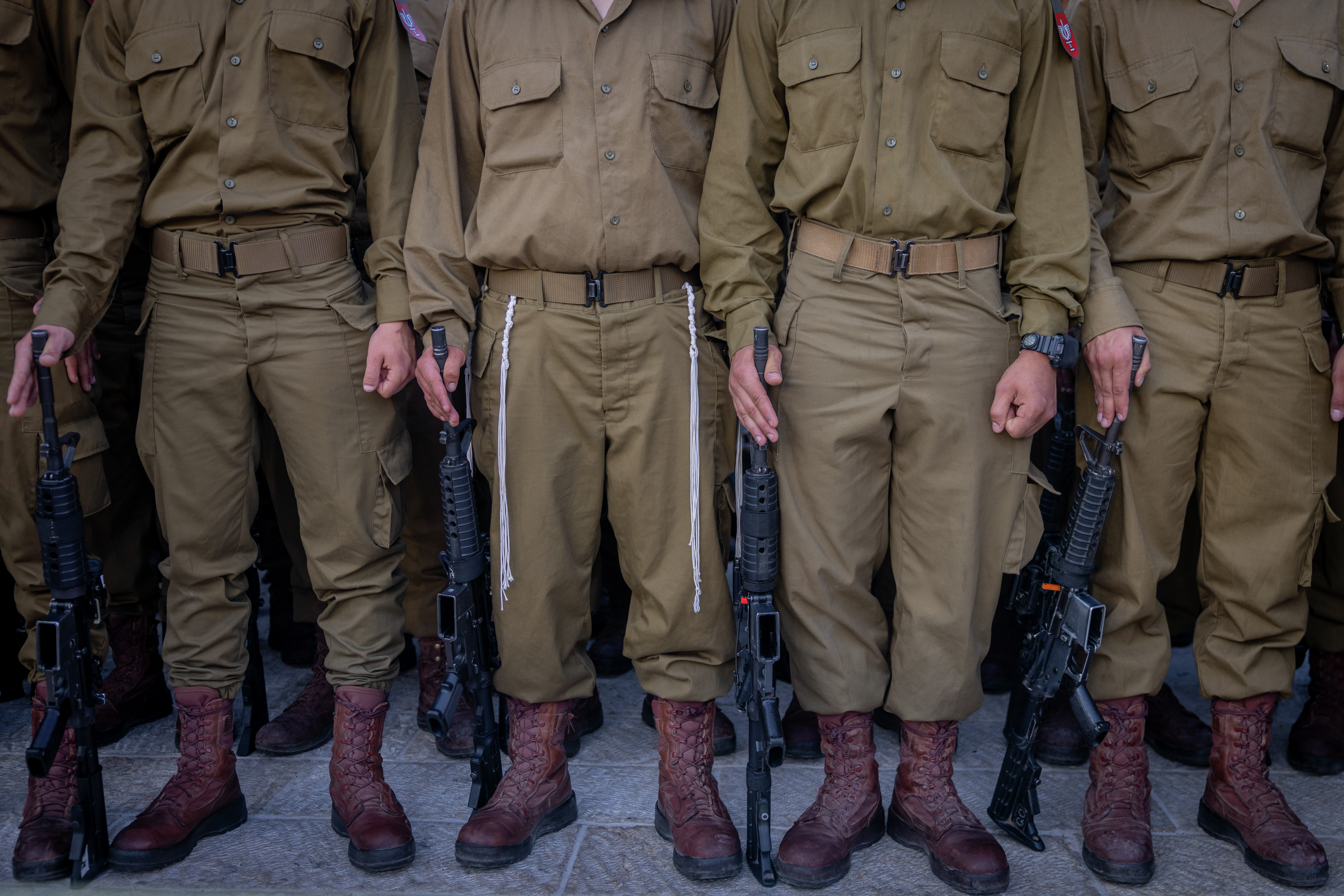 הקולות מ"ההספד" שערכו בישיבה החרדית לתלמיד הישיבה שהתגייס episode artwork