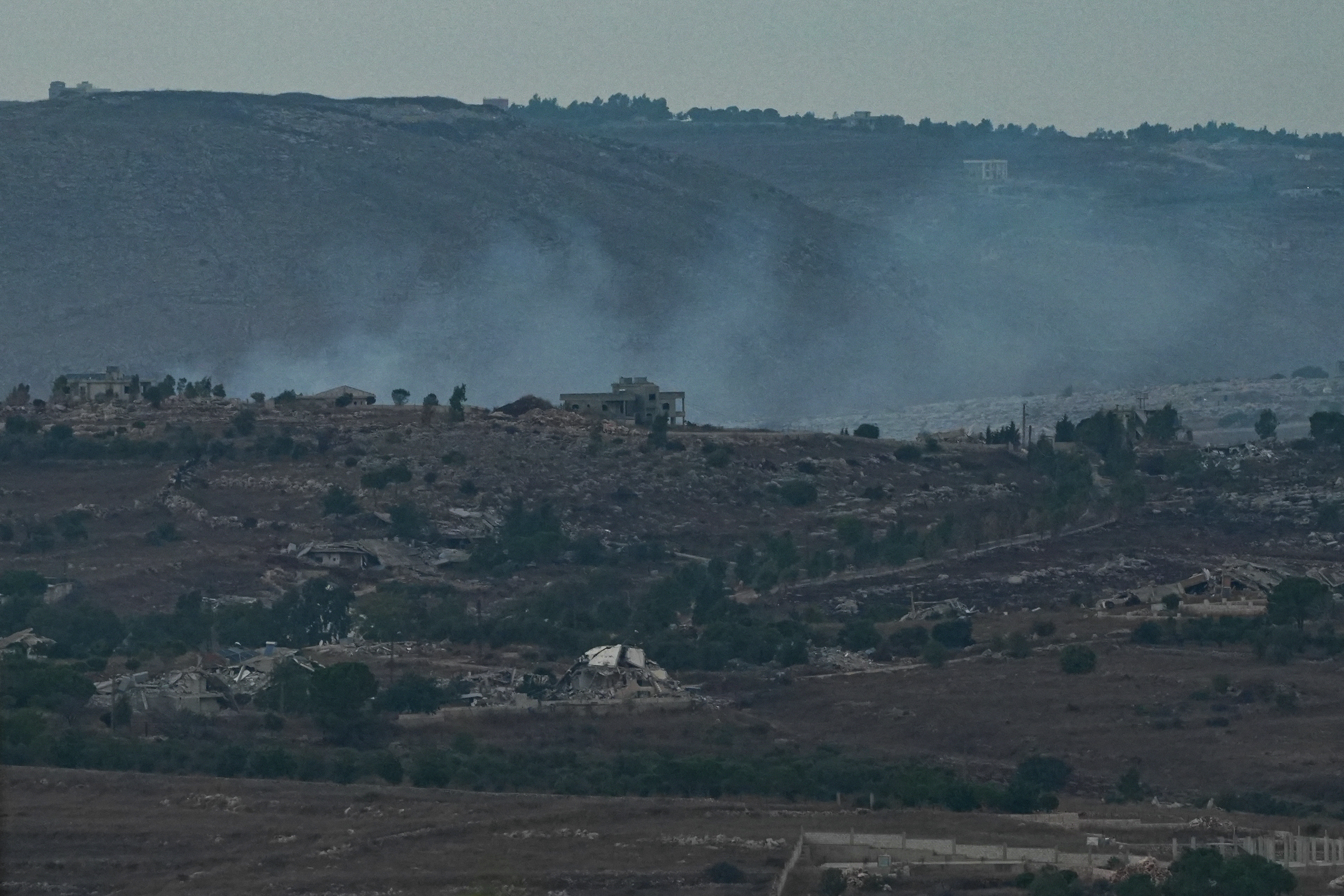 בצה''ל מעריכים: חזבאללה ינסה לשבש את פעילותם בדרום לבנון episode artwork