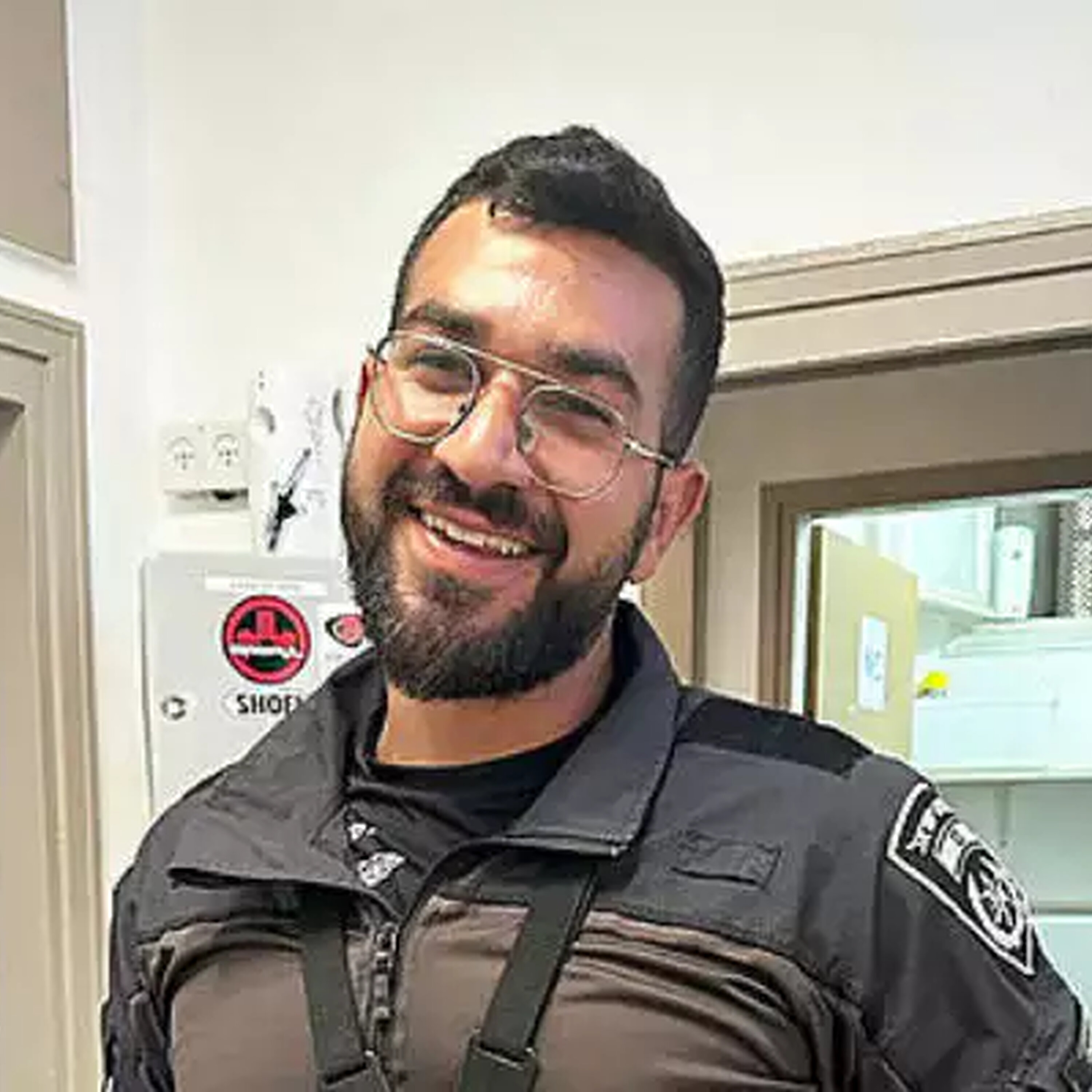 "קיבלנו אינדיקציות שרן הוא כנראה לא החטוף שהוחזר" "קיבלנו אינדיקציות שרן הוא כנראה לא החטוף שהוחזר"