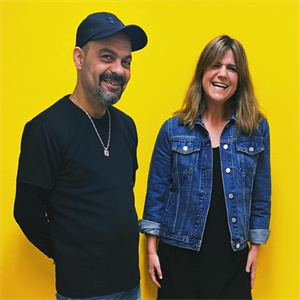 הדר מרקס מארחת את עמיר בניון במדינה בדרך episode artwork