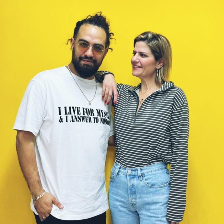 הדר מרקס מארחת את בניה ברבי במדינה בדרך 21.11.22 episode artwork
