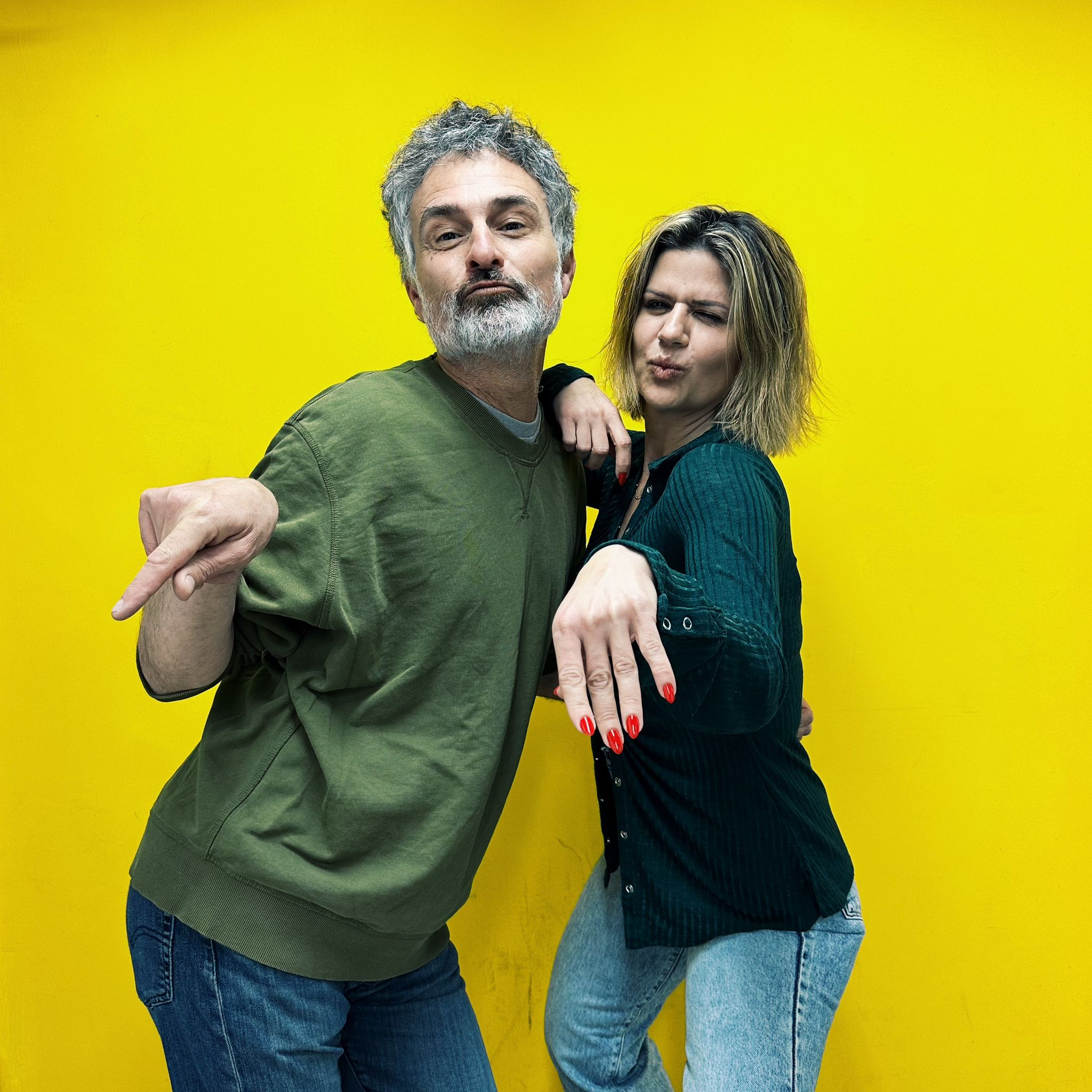 הדר מרקס מארחת את מאור כהן במדינה בדרך episode artwork