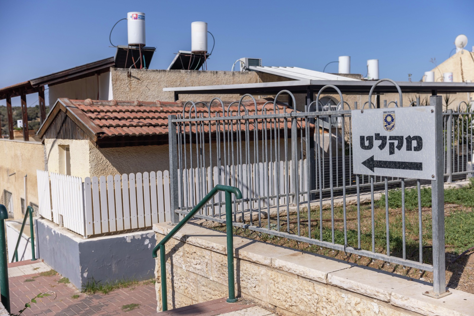 מקלט לעשירים בלבד: תופעת מניעת הכניסה למקלטים | יהיה בסדר, 24.06.2025 episode artwork