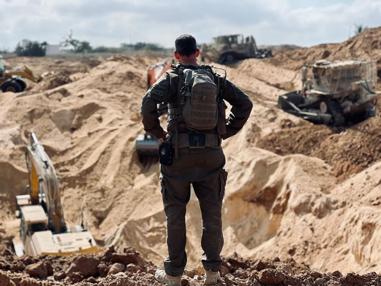 לוחם לשעבר לא מקבל זימון לוועדה רפואית במשרד הביטחון | יהיה בסדר, 23.02.2025 episode artwork