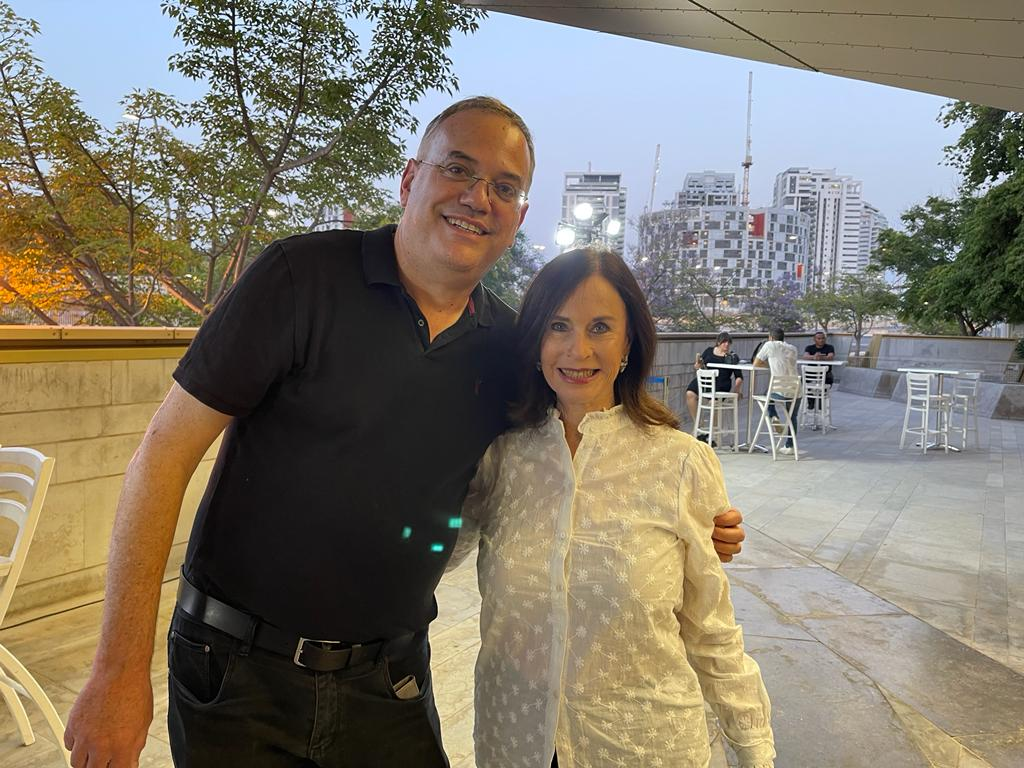 בוא שיר עברי עם נורית הירש