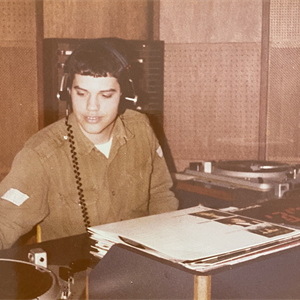 בוא שיר עברי - 70 לגל"צ