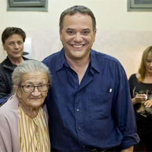 בוא שיר עברי עם ותיקי הצ'יזבטרון