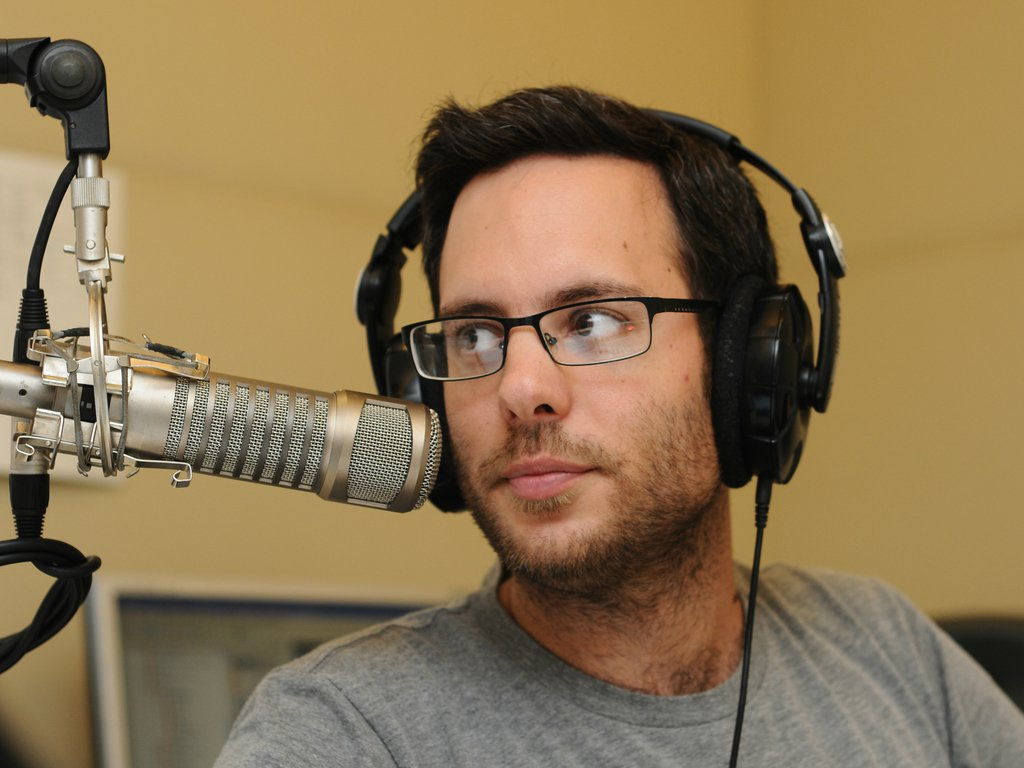 גיא חג'ג' בתכנית מפנקת לפתיחת השבוע