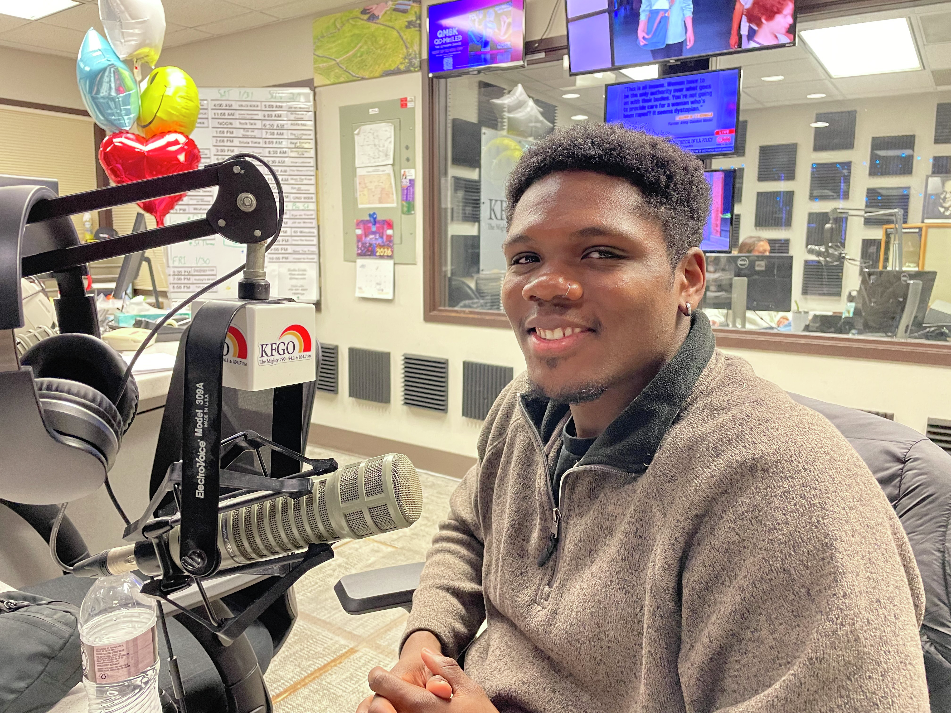 Seat Yourself with Junior ("JuneEats") 