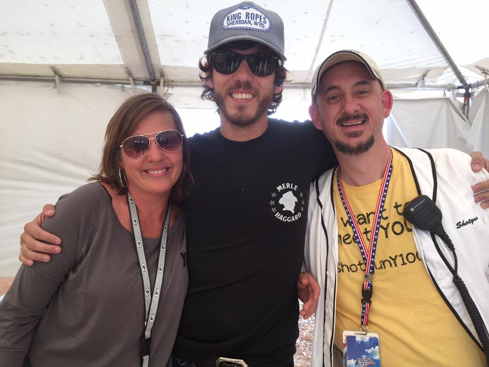 Chris Janson is coming to town episode artwork