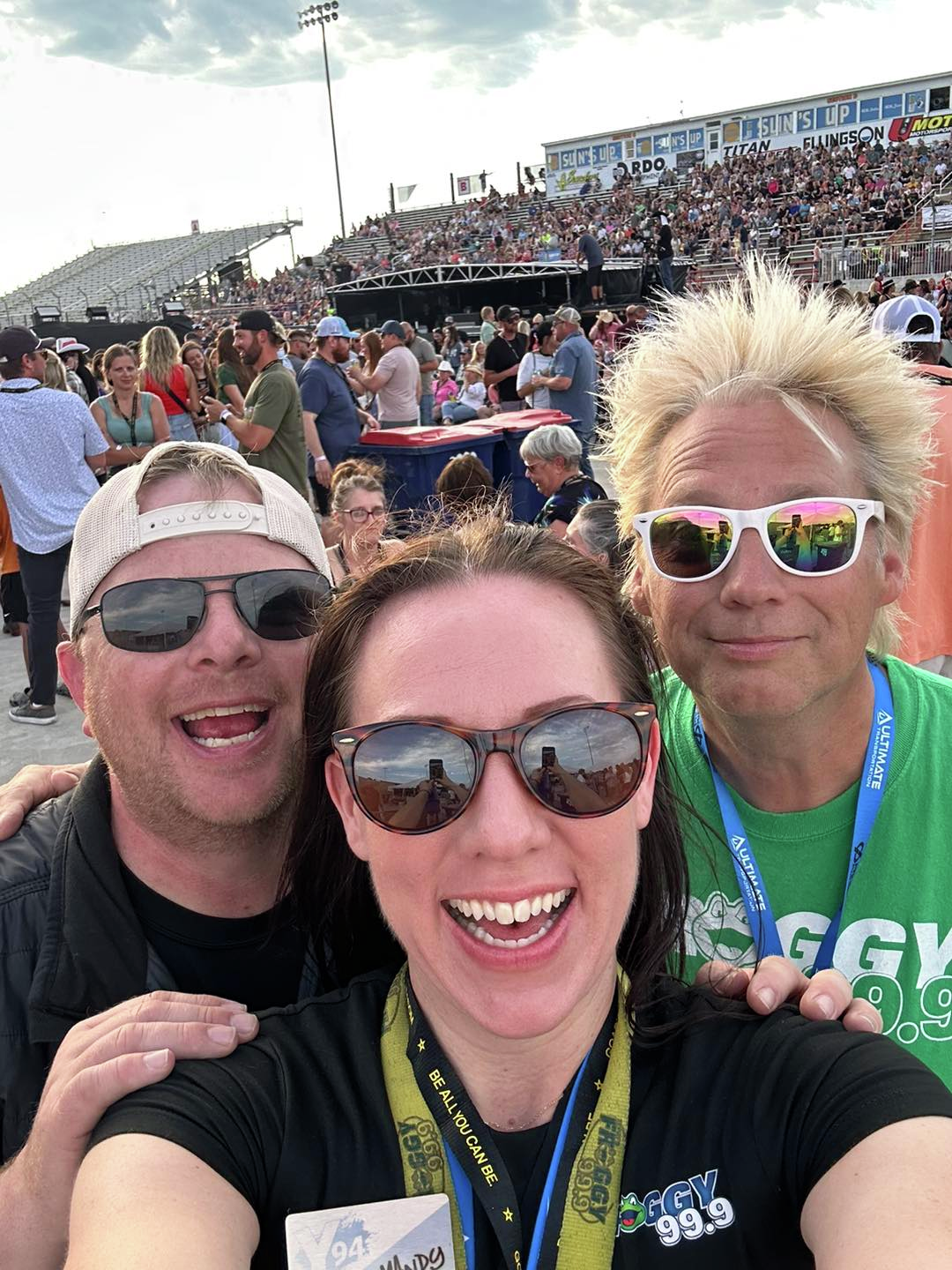 Make Us Laugh Monday: Jokes from Scotch, Tank & Mandy (Plus Listener Laughs!)