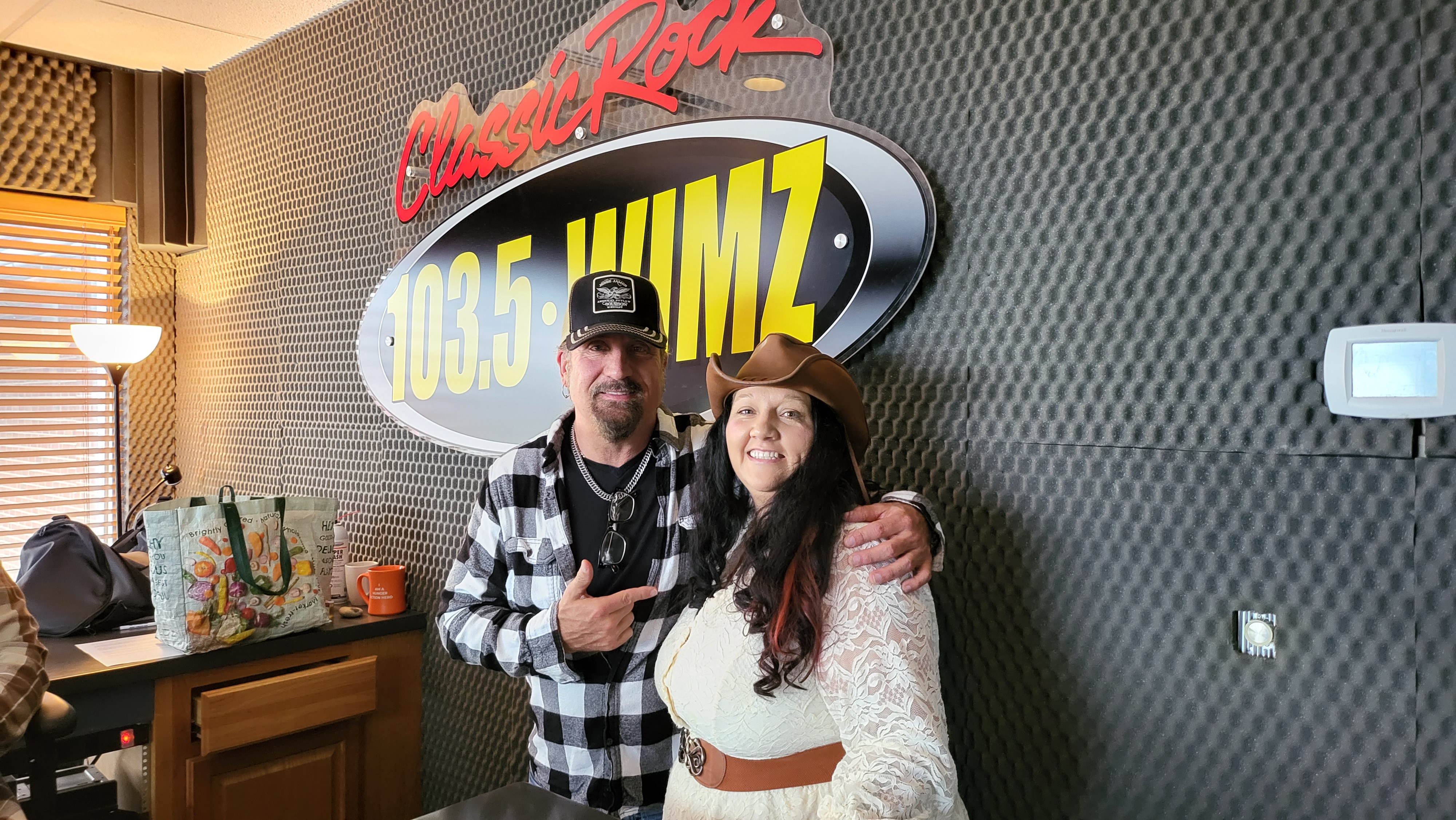 Jesse James Dupree of Jackyl In Studio! episode artwork