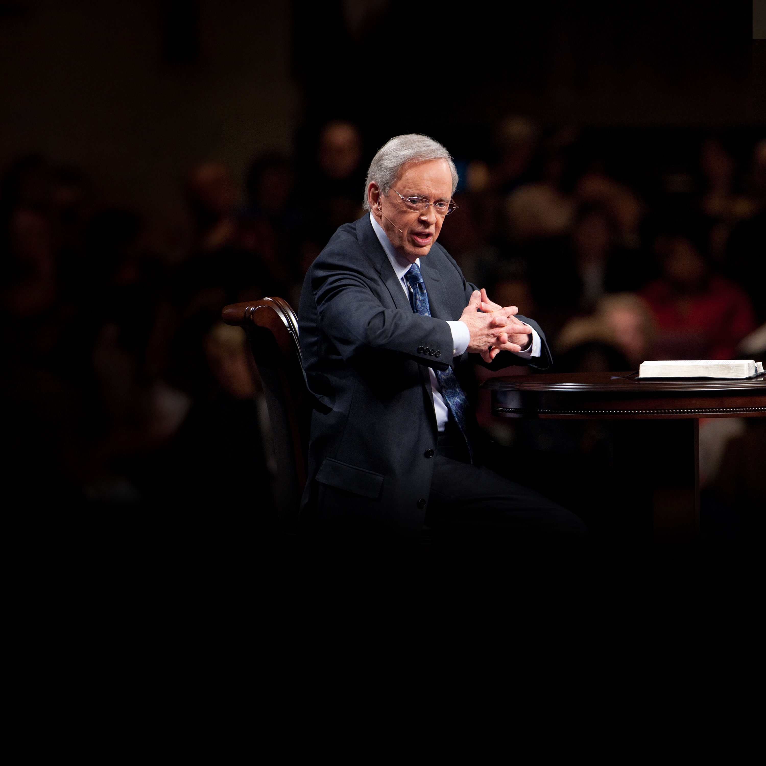 Daily Radio Program with Charles Stanley - In Touc... - Unshakable Peace - Part 2