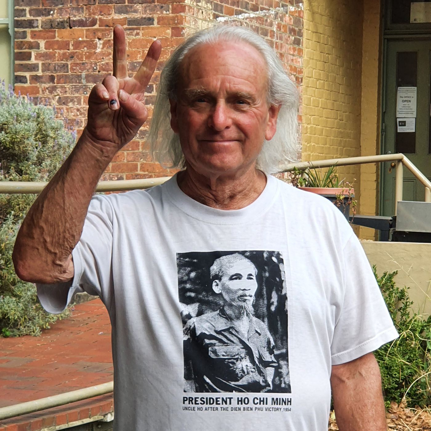 Ed Tuleja - musician, guitarist and proud Tasmanian