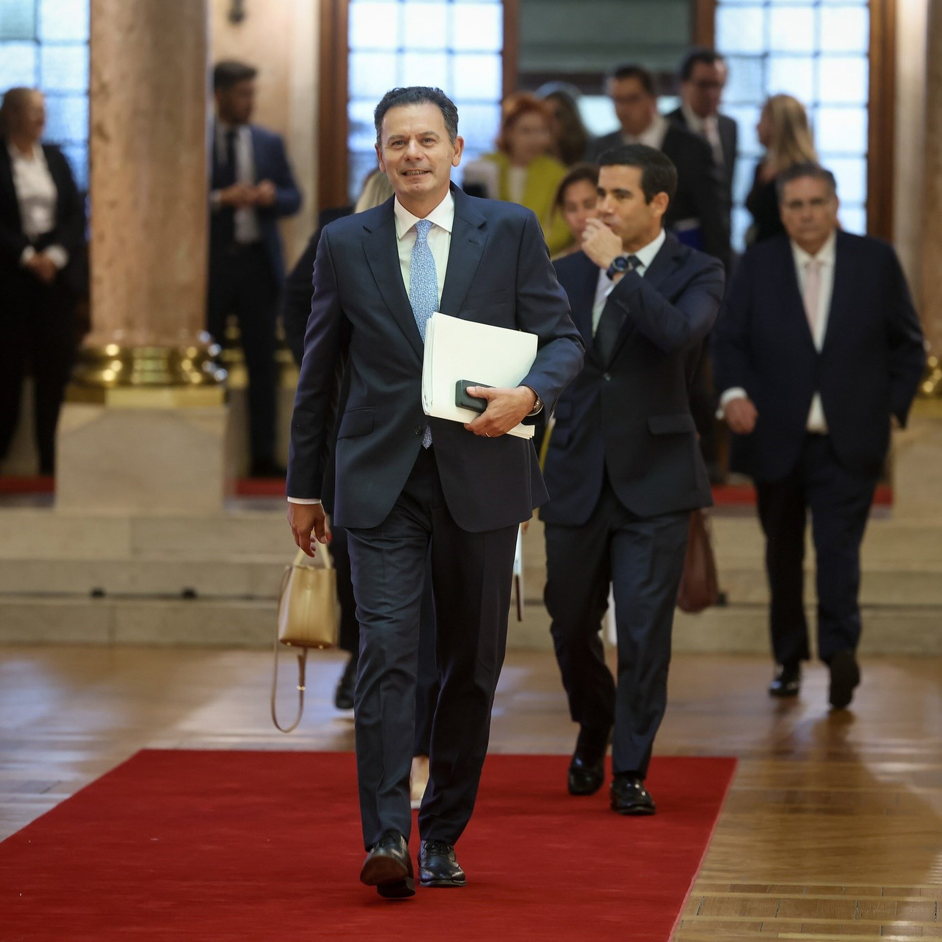 Governo sem estado de graça no debate sobre o estado da governação