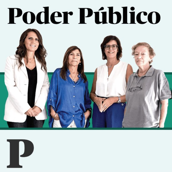 A entrada a pés juntos de João Costa e a greve dos professores