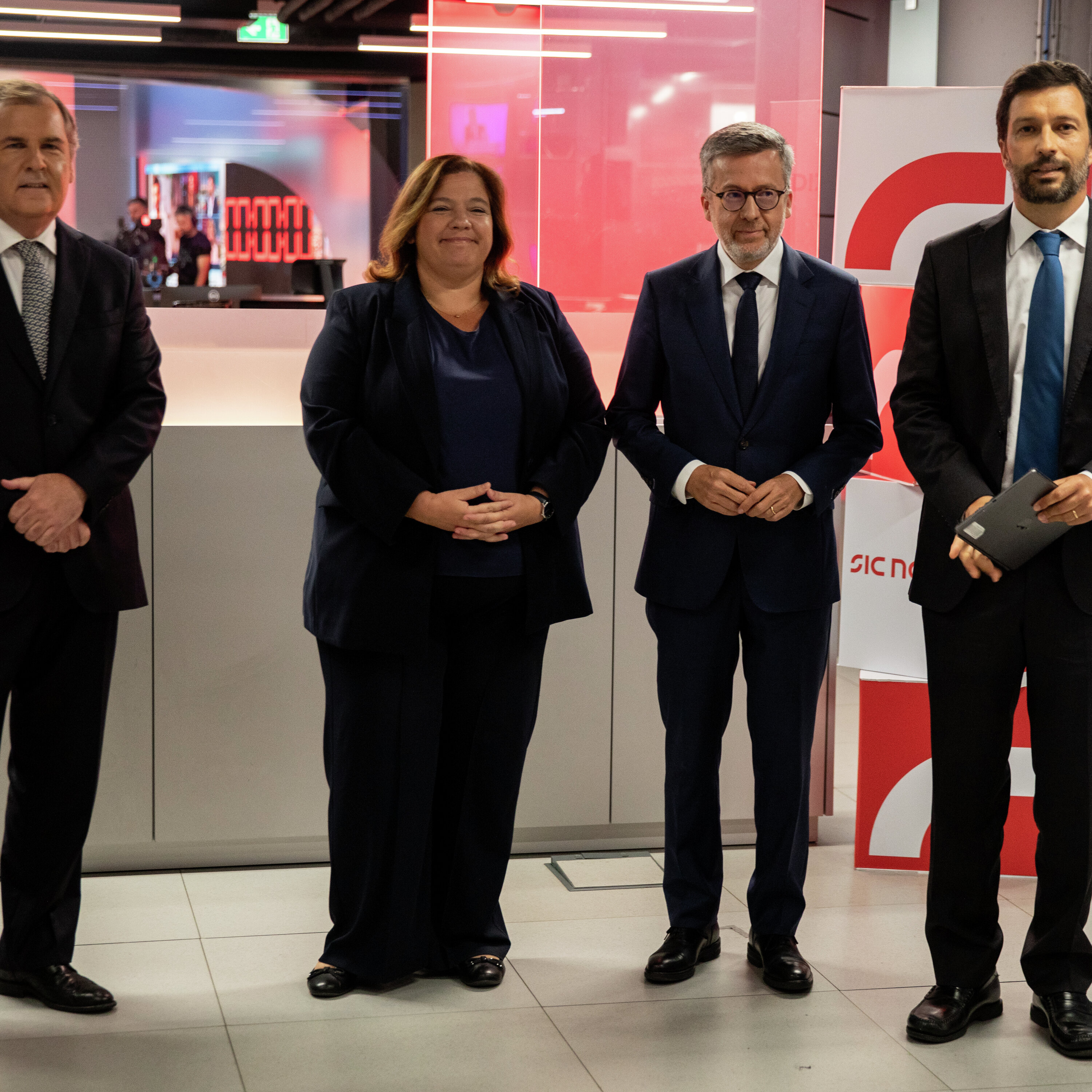 A vitória de João Ferreira, uma espécie de venturodependência e o adulto na sala do OE