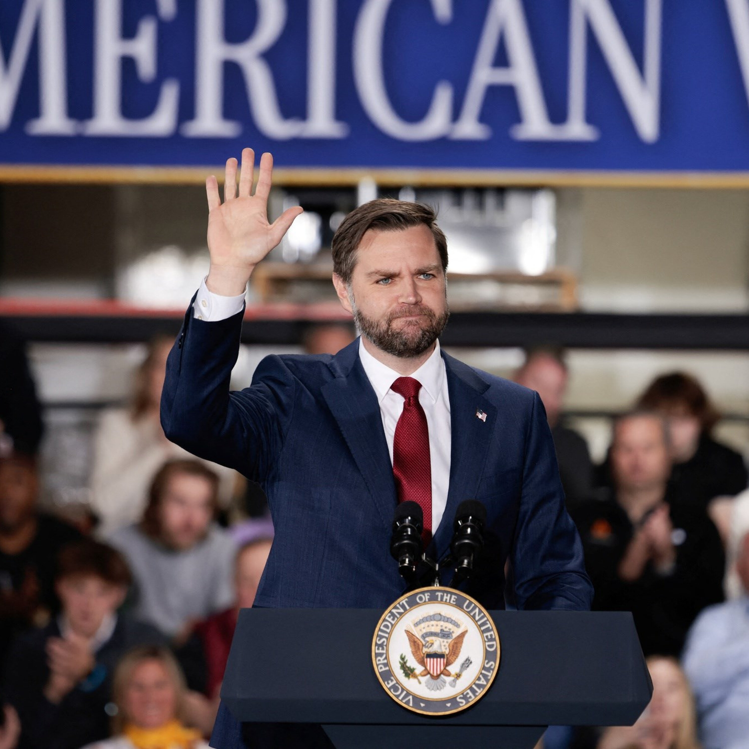 O Irão “matou” a candidatura presidencial de J.D. Vance?